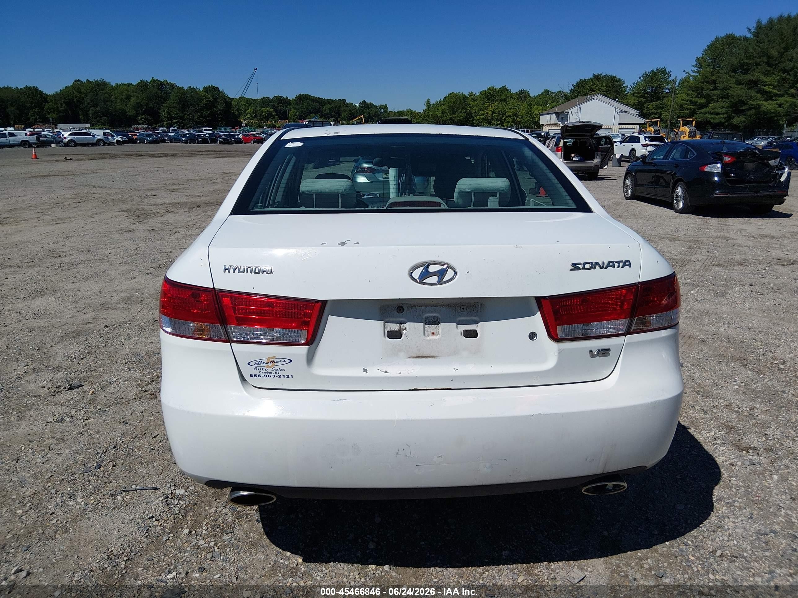 2006 Hyundai Sonata Gls V6/lx V6 White vin: 5NPEU46F16H080353