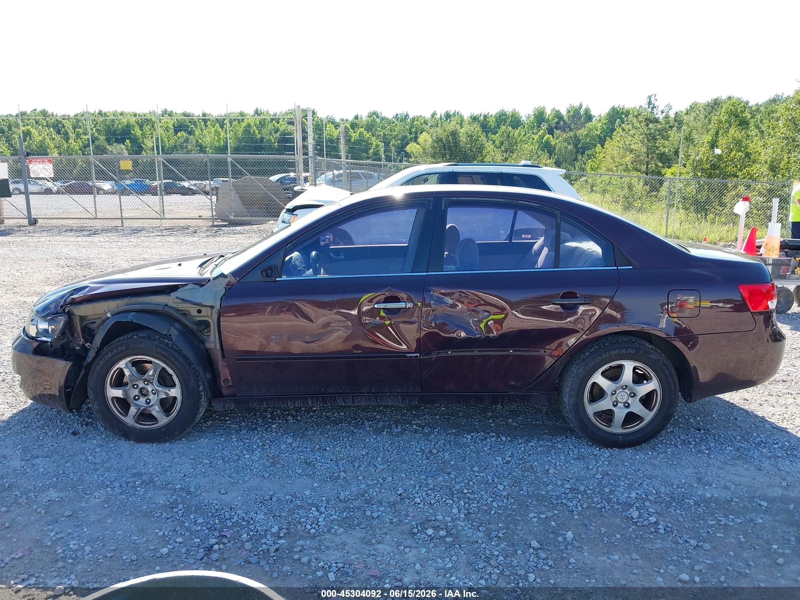 2006 Hyundai Sonata Gls V6/lx V6 Burgundy vin: 5NPEU46F16H093720