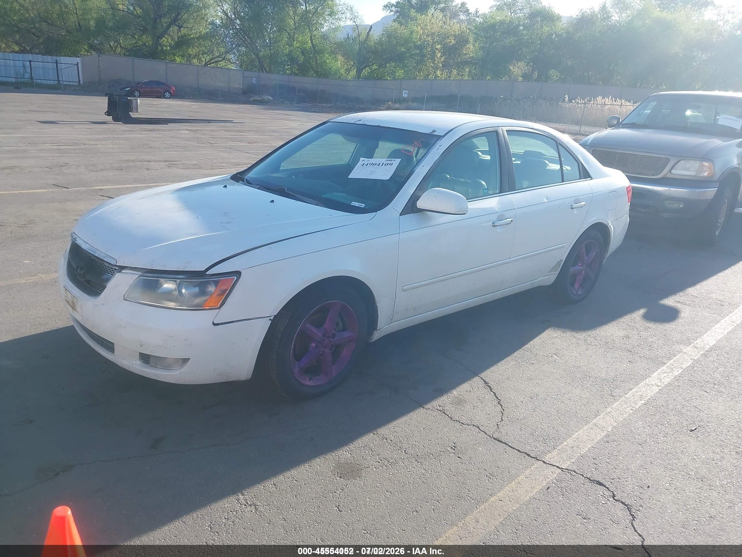 2006 Hyundai Sonata Gls V6/lx V6 White vin: 5NPEU46F16H097914