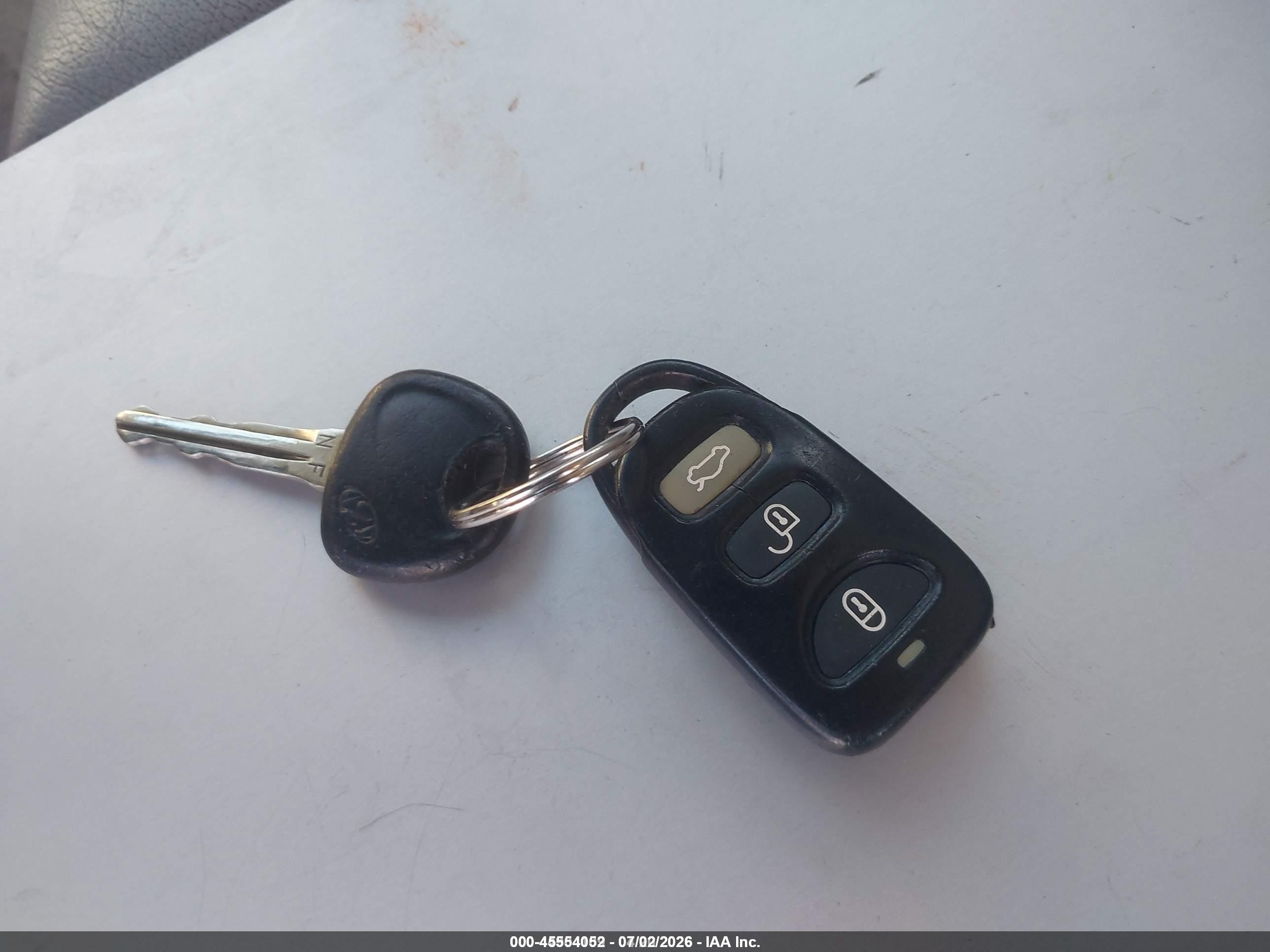 2006 Hyundai Sonata Gls V6/lx V6 White vin: 5NPEU46F16H097914