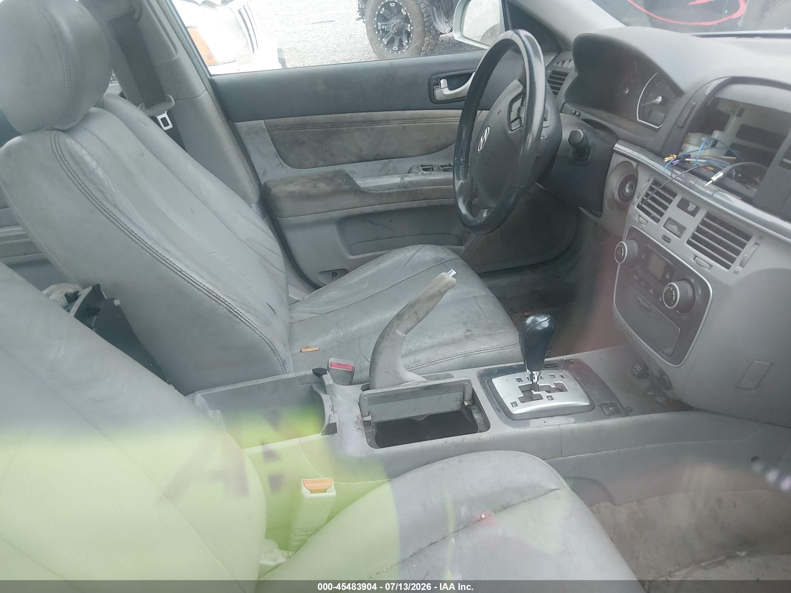 2006 Hyundai Sonata   Blue vin: 5NPEU46F16H147050