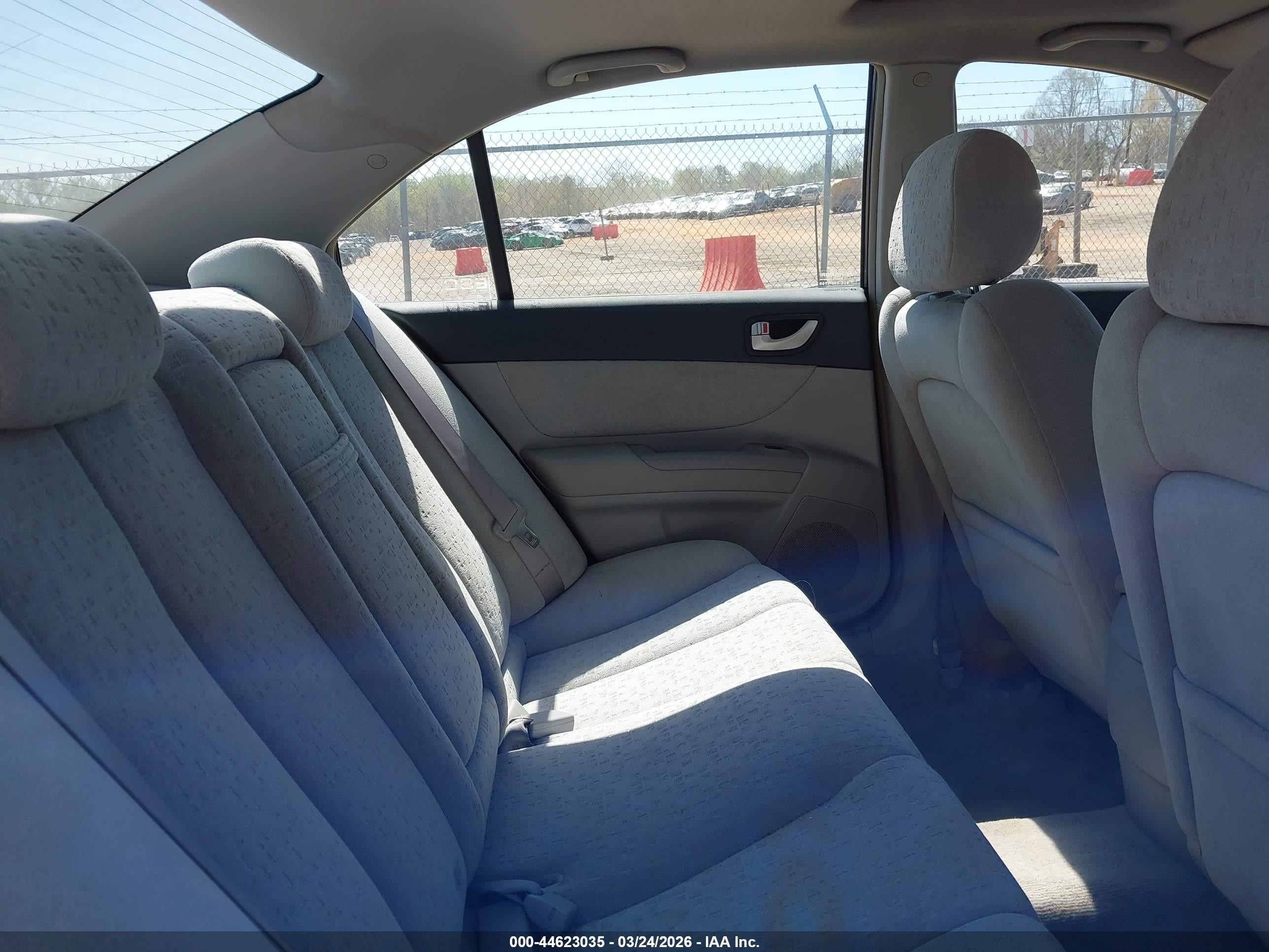 2007 Hyundai Sonata Limited/se V6 Dark Blue vin: 5NPEU46F17H182155