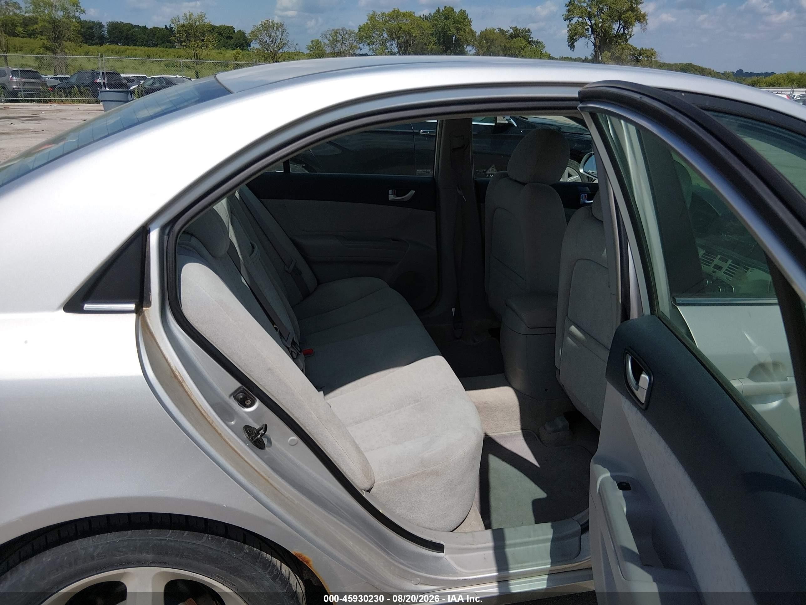 2007 Hyundai Sonata Limited/limited W/xm/se/se W/xm Серебряный vin: 5NPEU46F17H216885
