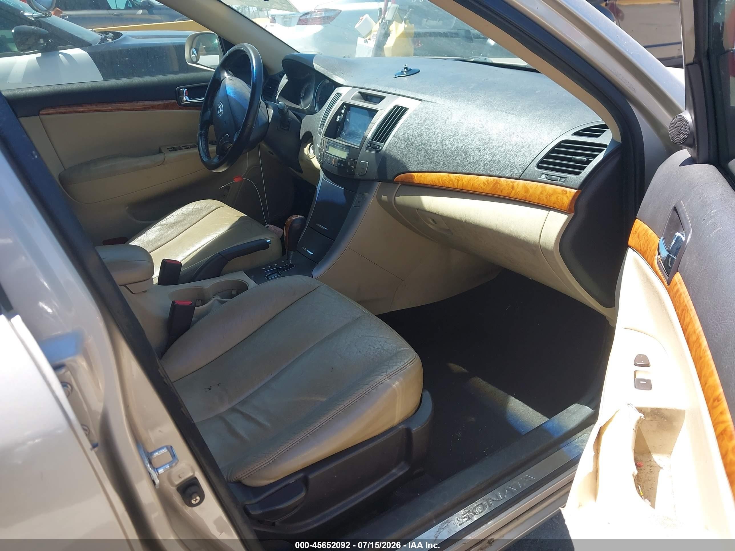 2009 Hyundai Sonata Limited V6 Золотой vin: 5NPEU46F19H450088