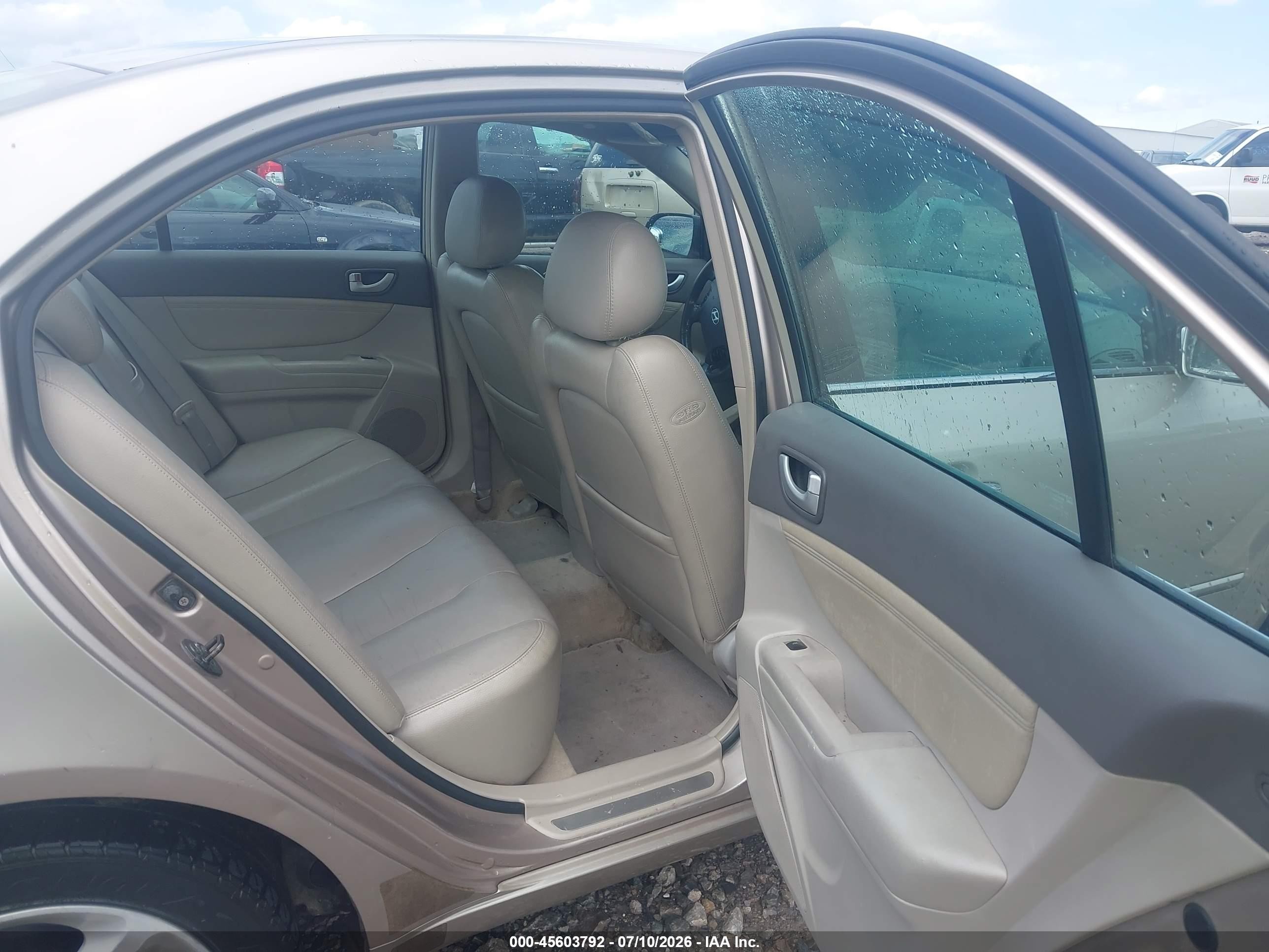 2006 Hyundai Sonata Gls V6/lx V6 Silver vin: 5NPEU46F26H006357