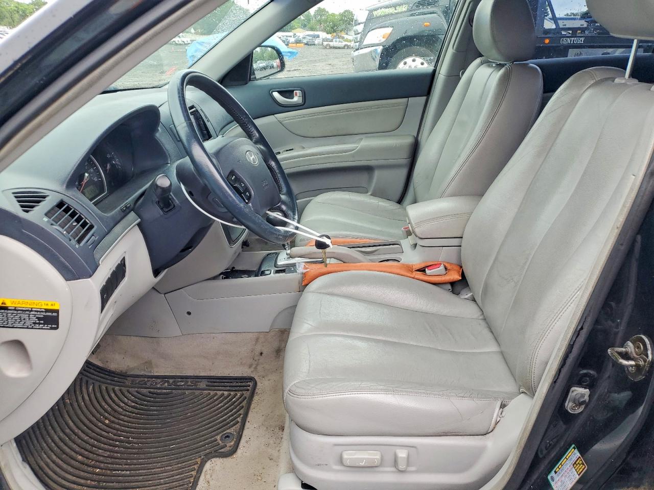 2006 Hyundai Sonata Gls V6 Black vin: 5NPEU46F26H022932