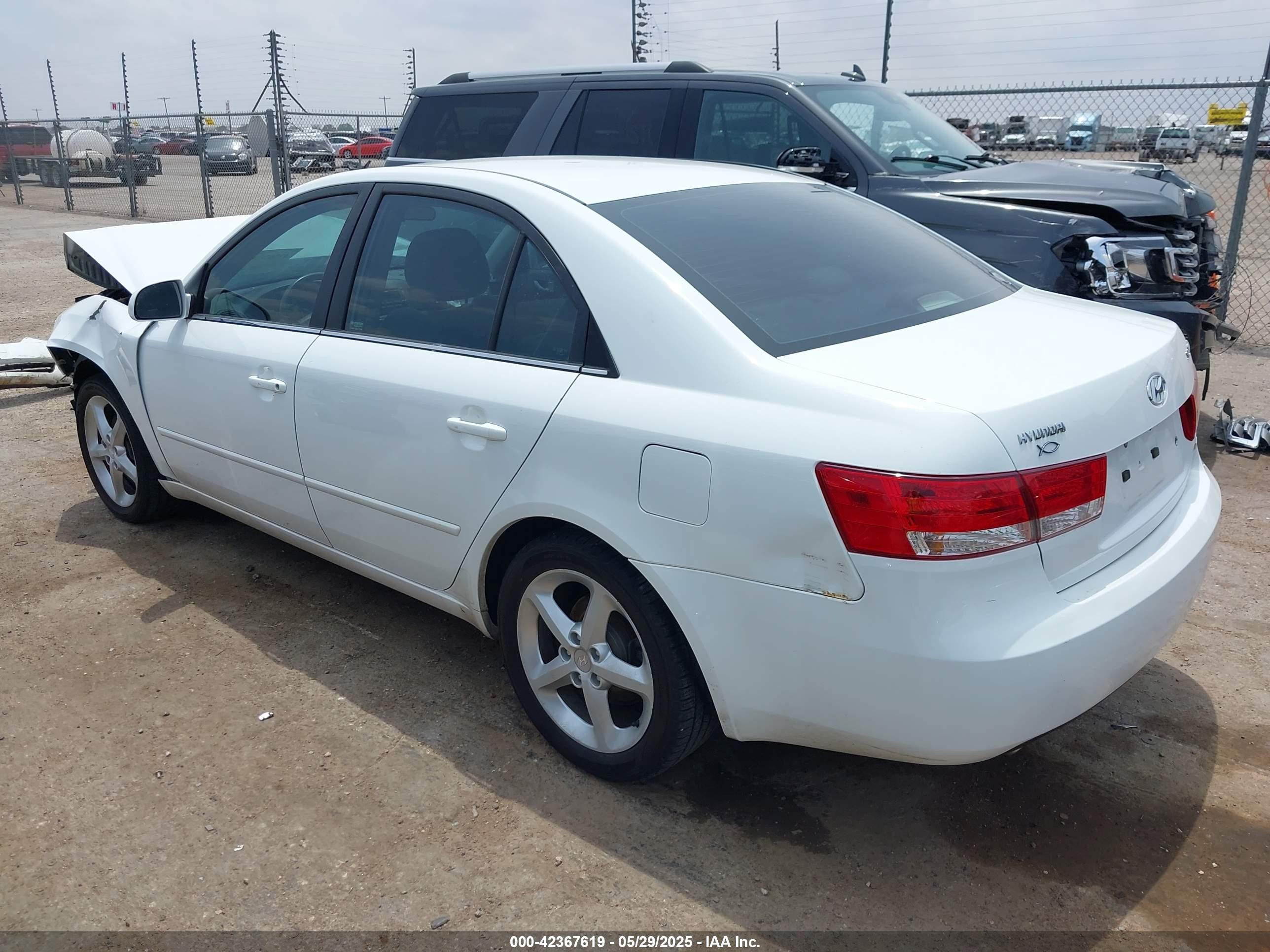 2007 Hyundai Sonata Limited/se V6 White vin: 5NPEU46F27H183623