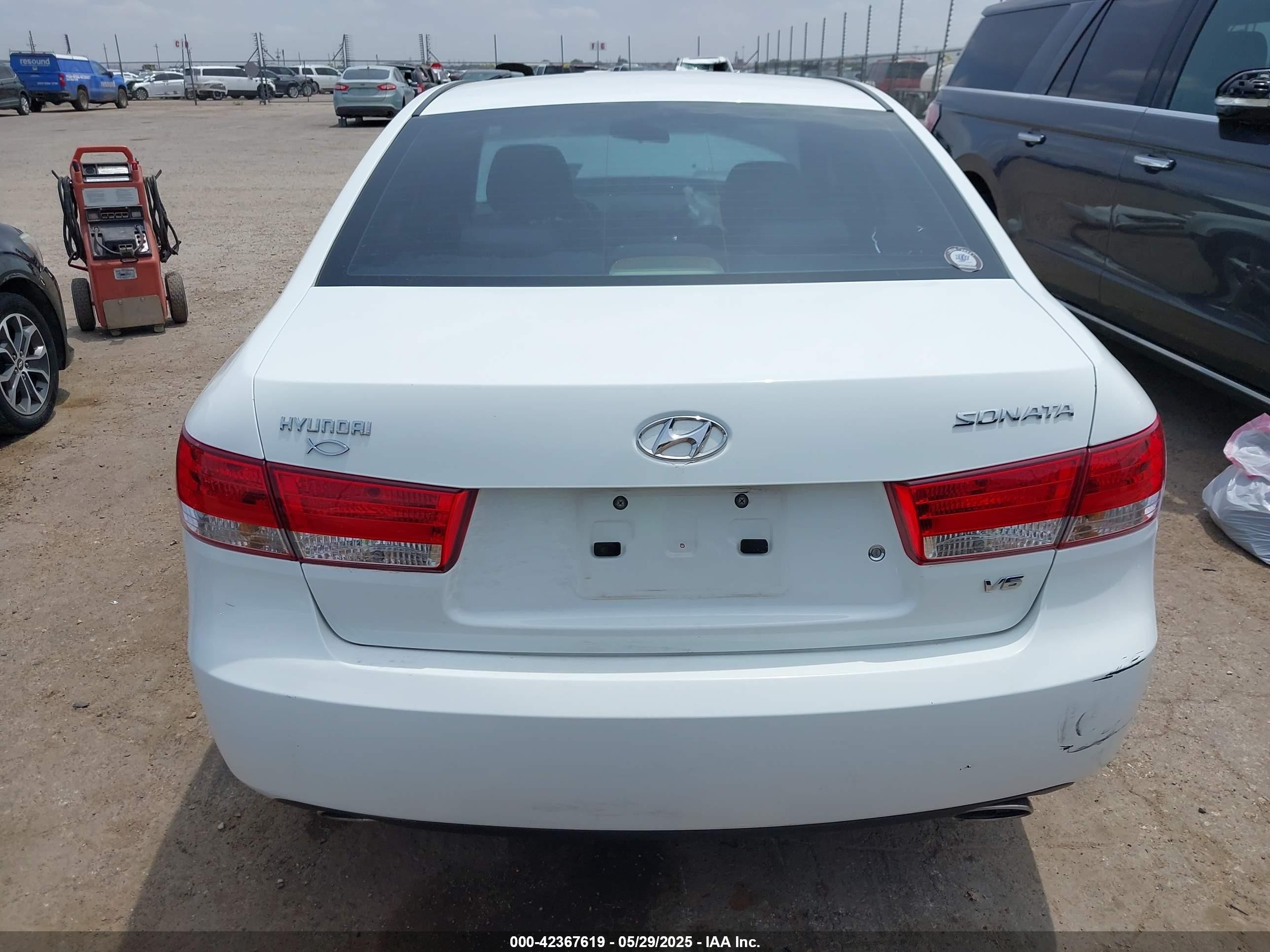 2007 Hyundai Sonata Limited/se V6 White vin: 5NPEU46F27H183623