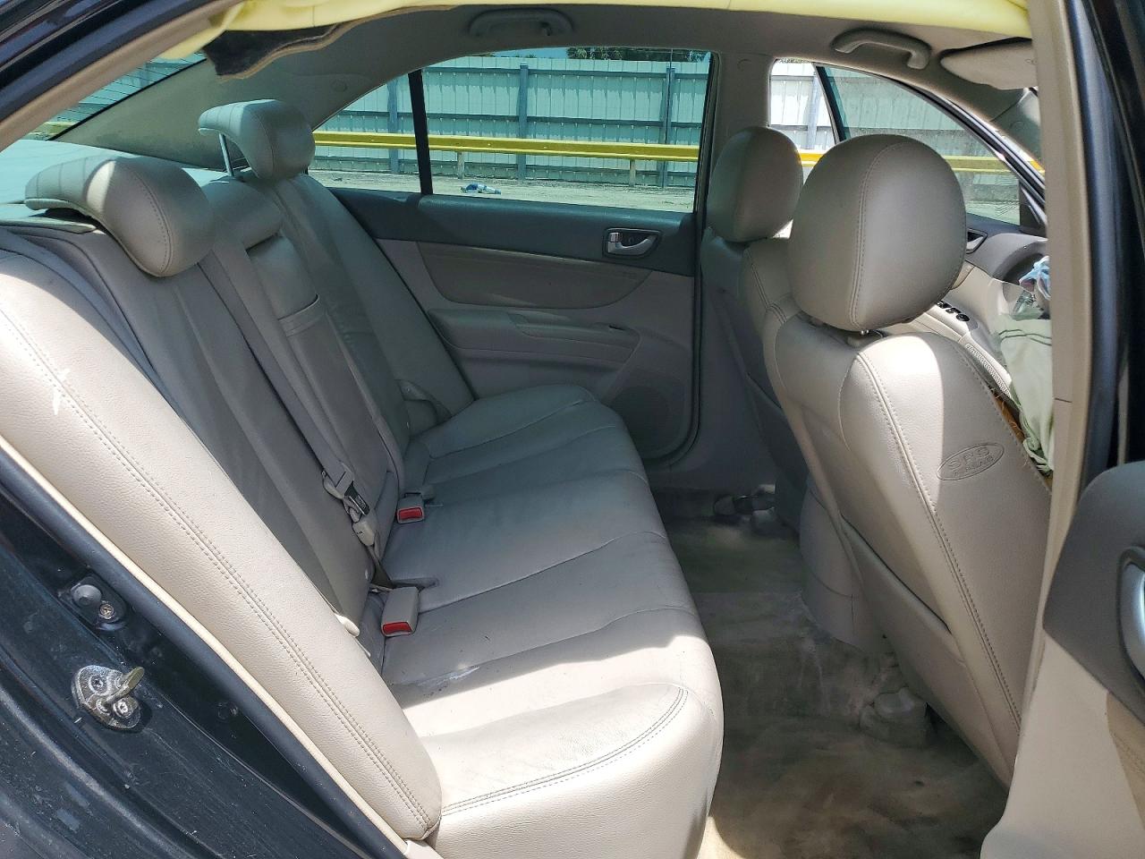 2006 Hyundai Sonata Gls V6 Черный vin: 5NPEU46F46H144210