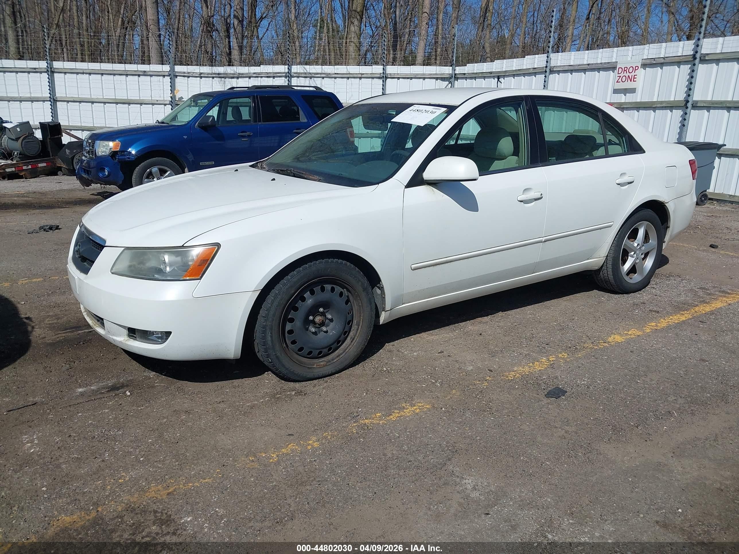 2007 Hyundai Sonata Limited/se V6 White vin: 5NPEU46F47H167696