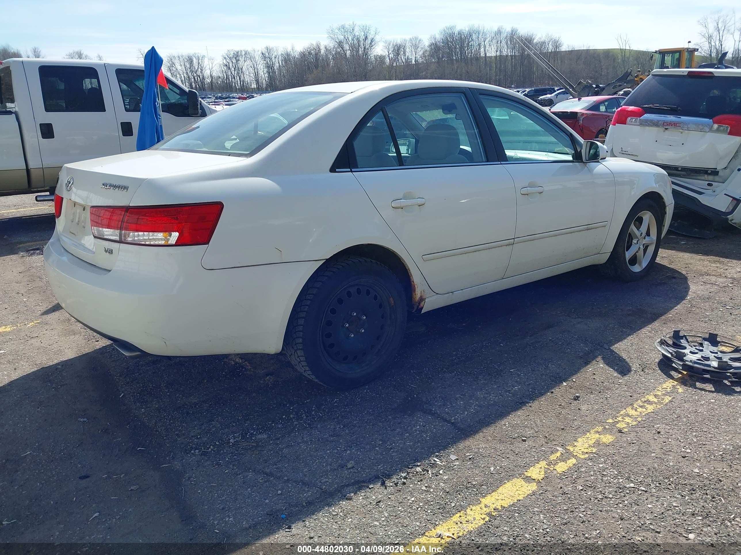 2007 Hyundai Sonata Limited/se V6 White vin: 5NPEU46F47H167696