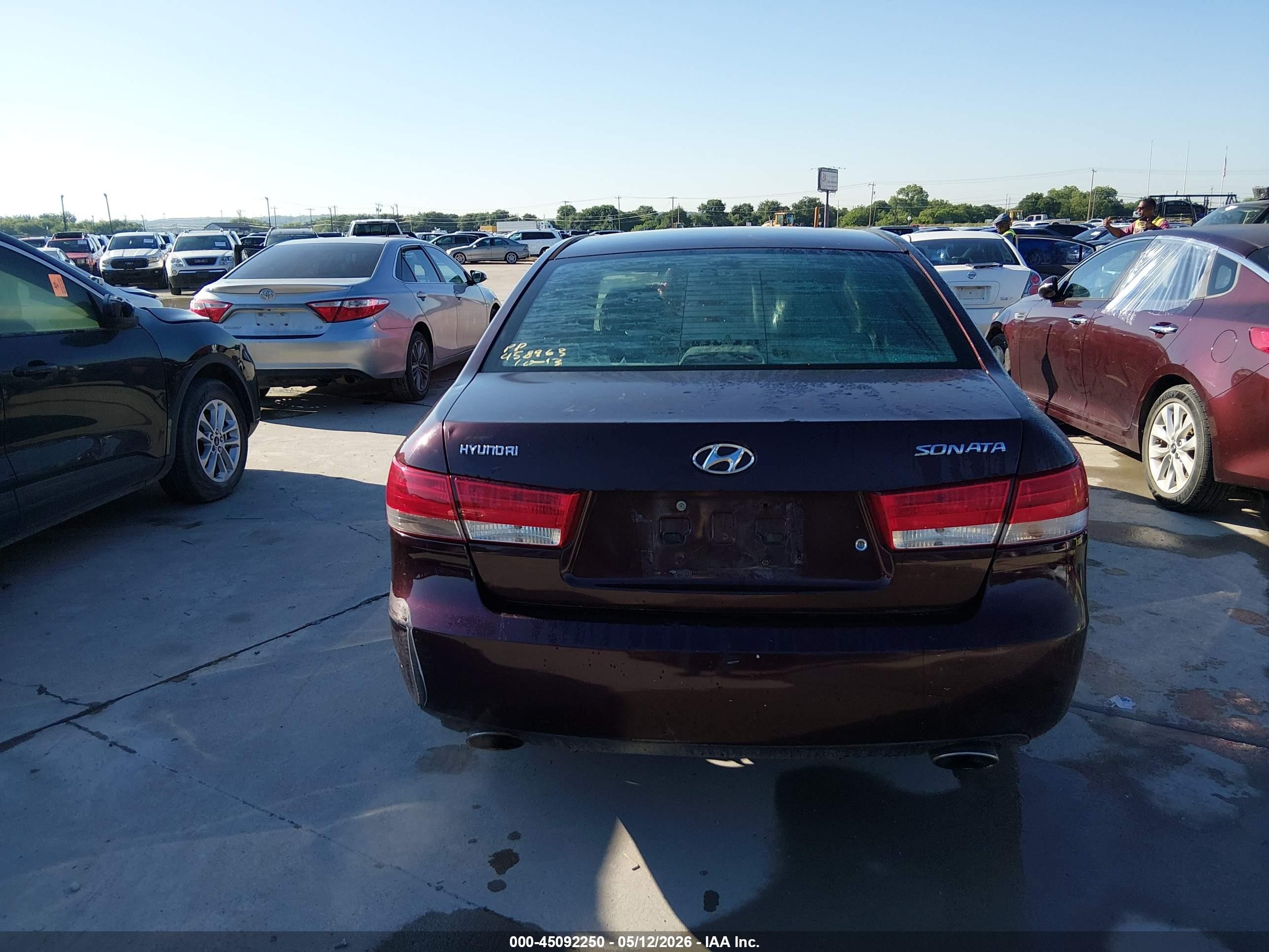 2006 Hyundai Sonata Gls V6/lx V6 Burgundy vin: 5NPEU46F56H073051