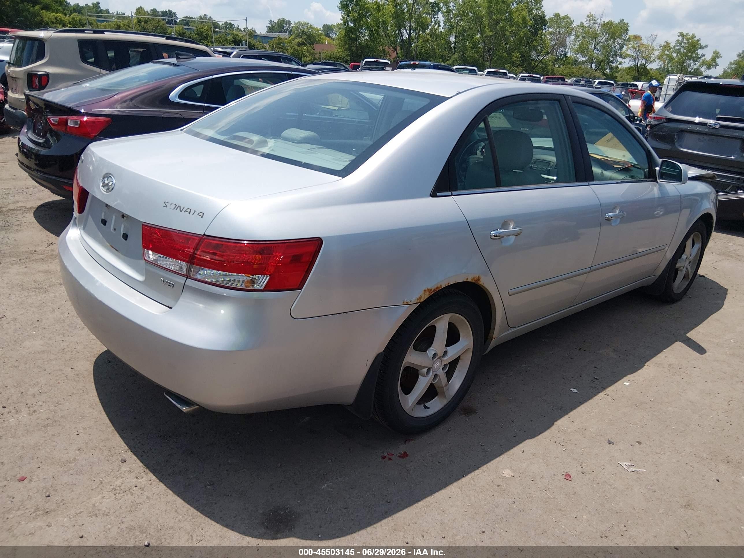 2007 Hyundai Sonata Limited/limited W/xm/se/se W/xm Silver vin: 5NPEU46F57H160272