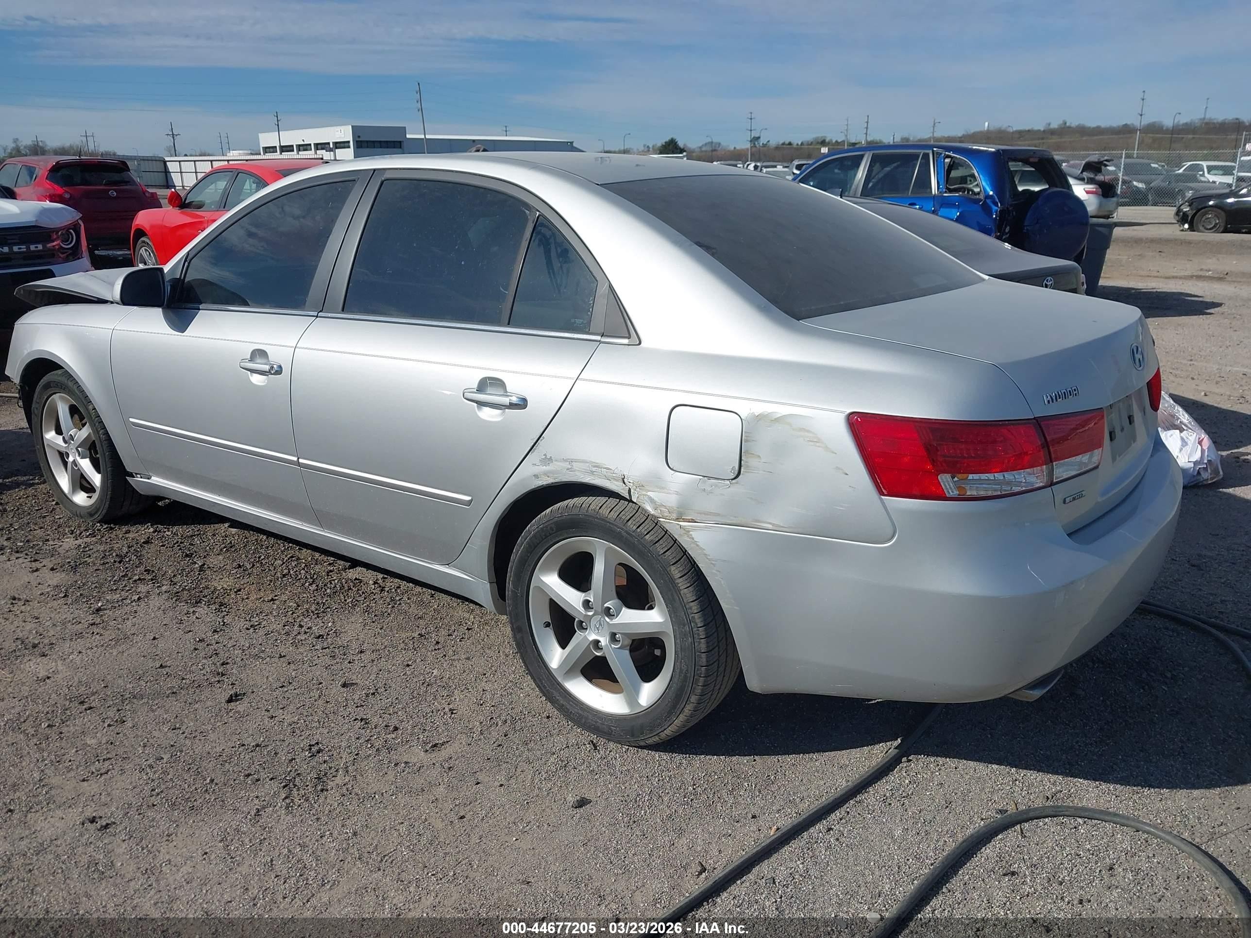 2007 Hyundai Sonata Limited/se V6 Silver vin: 5NPEU46F57H182918