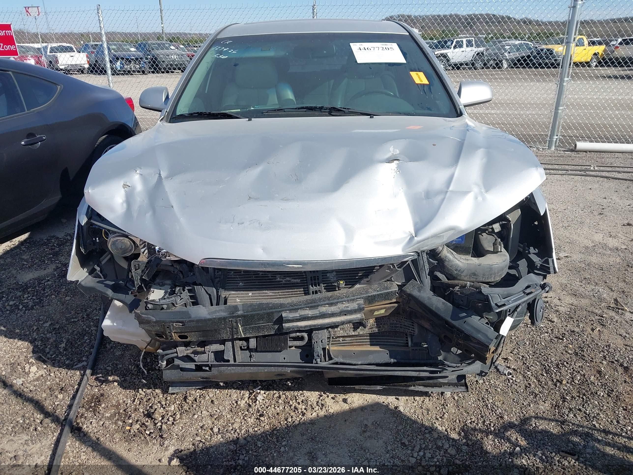2007 Hyundai Sonata Limited/se V6 Silver vin: 5NPEU46F57H182918