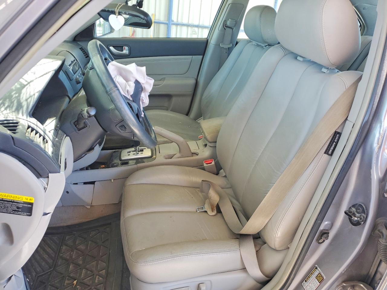 2008 Hyundai Sonata Se V6 Silver vin: 5NPEU46F58H360408