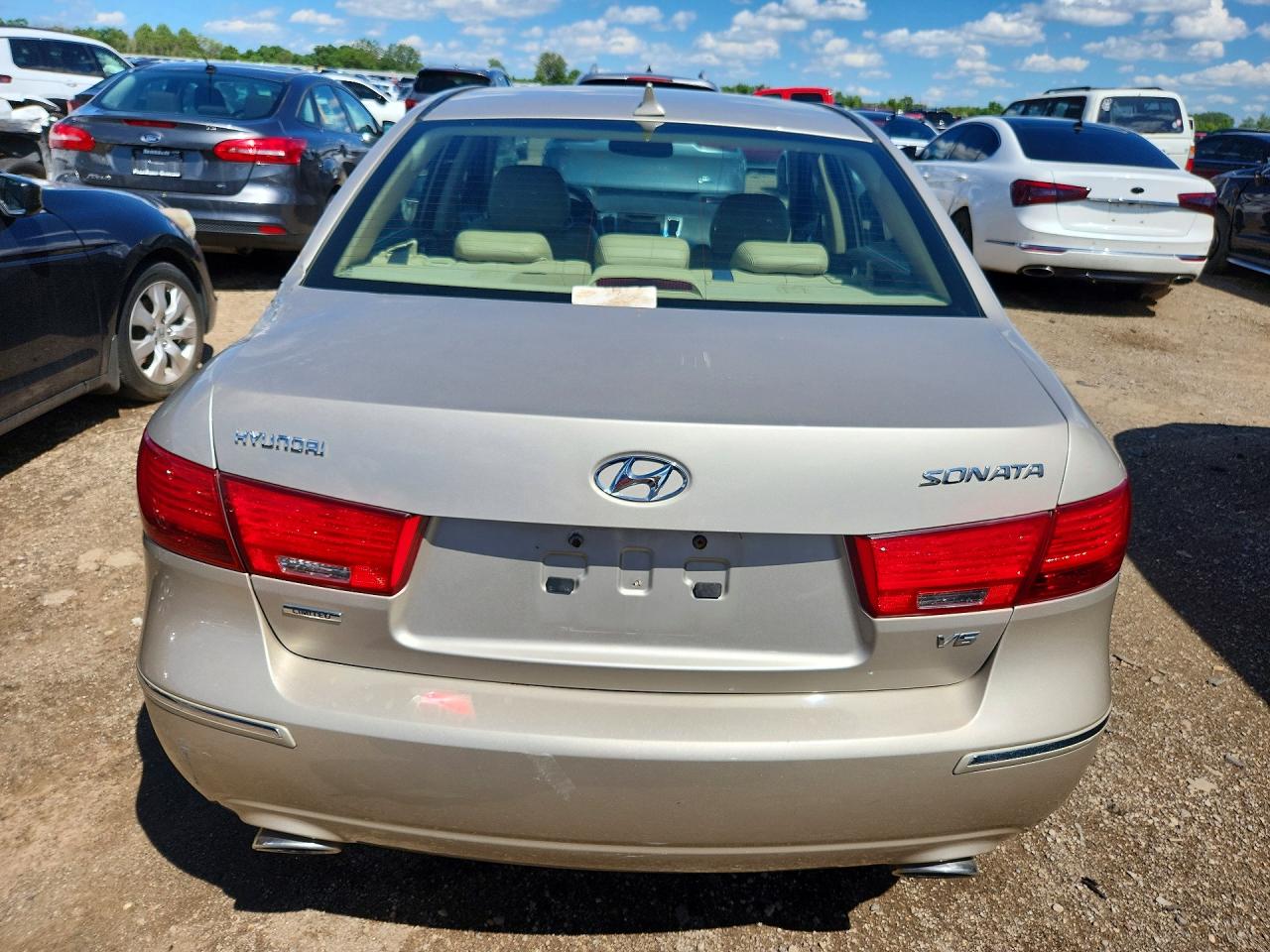 2009 Hyundai Sonata Limited V6 Beige vin: 5NPEU46F59H425601