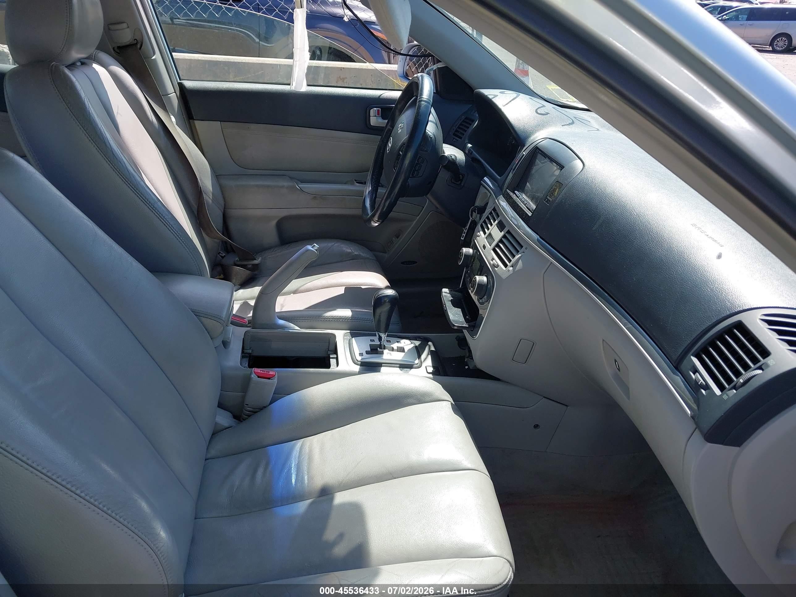 2008 Hyundai Sonata Limited V6/se V6 Silver vin: 5NPEU46F68H303411