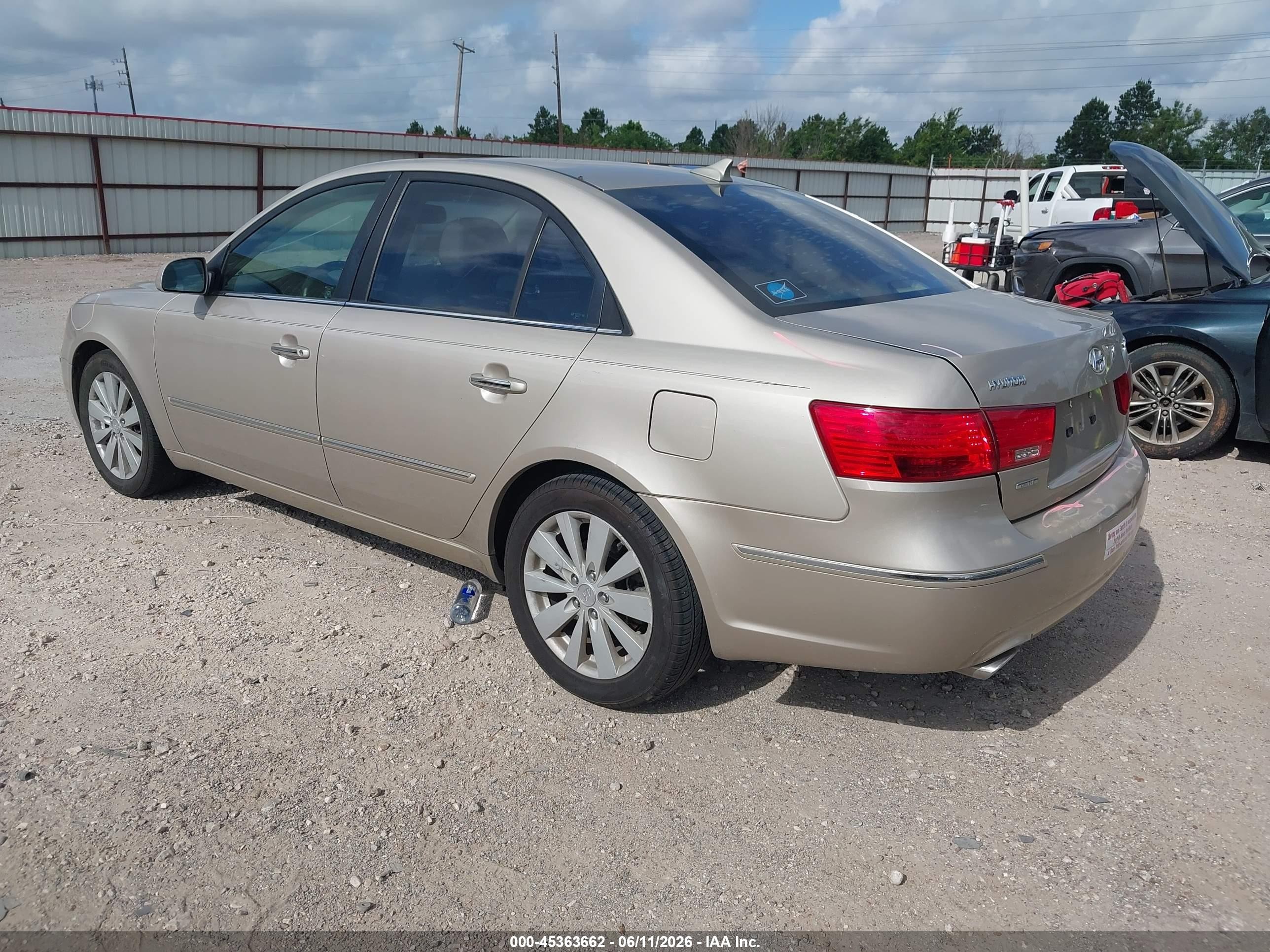 2009 Hyundai Sonata Limited V6 Beige vin: 5NPEU46F69H436302