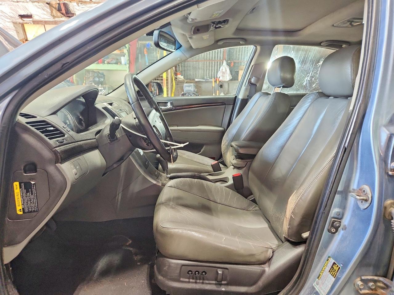2009 Hyundai Sonata Limited V6 Blue vin: 5NPEU46F69H556326