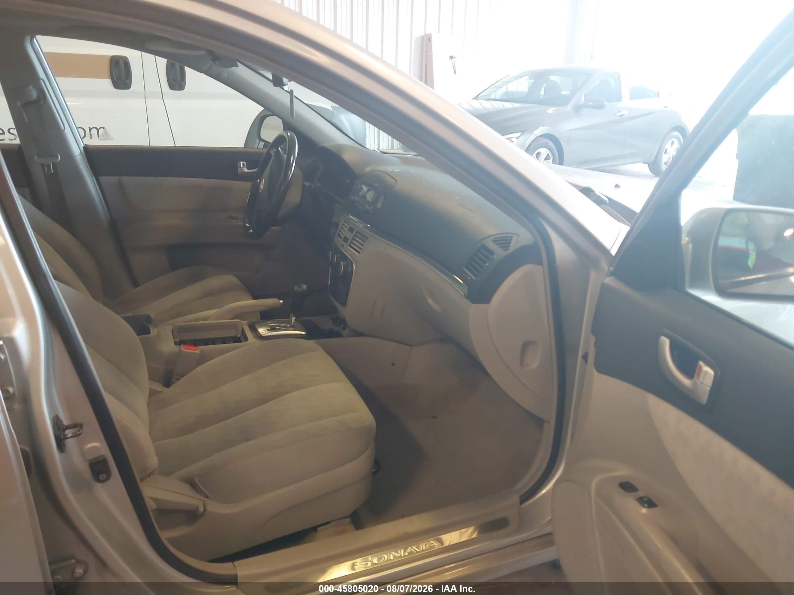 2006 Hyundai Sonata Gls V6/lx V6 Silver vin: 5NPEU46F76H044294