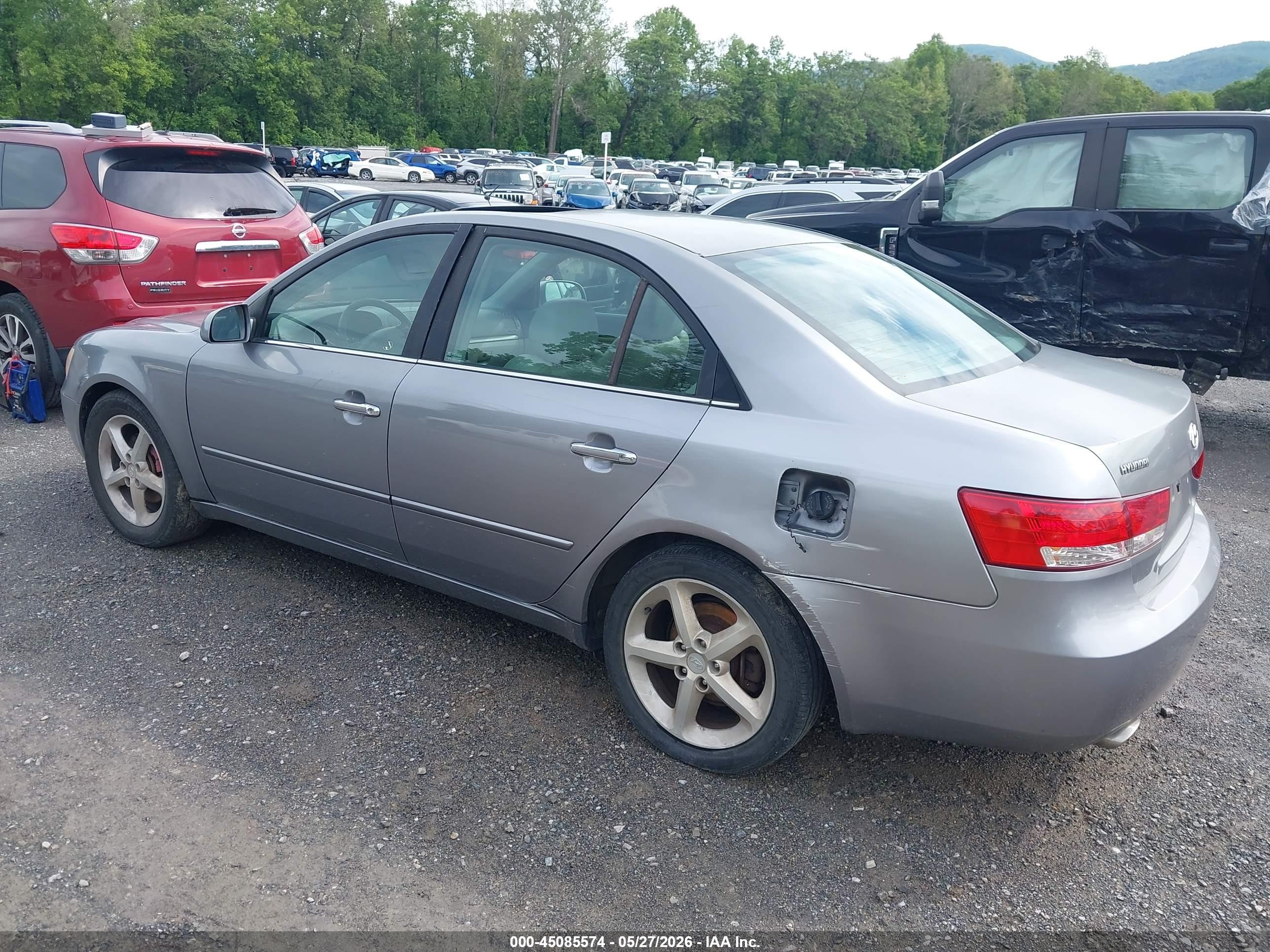 2006 Hyundai Sonata Gls V6/lx V6 Silver vin: 5NPEU46F76H051472