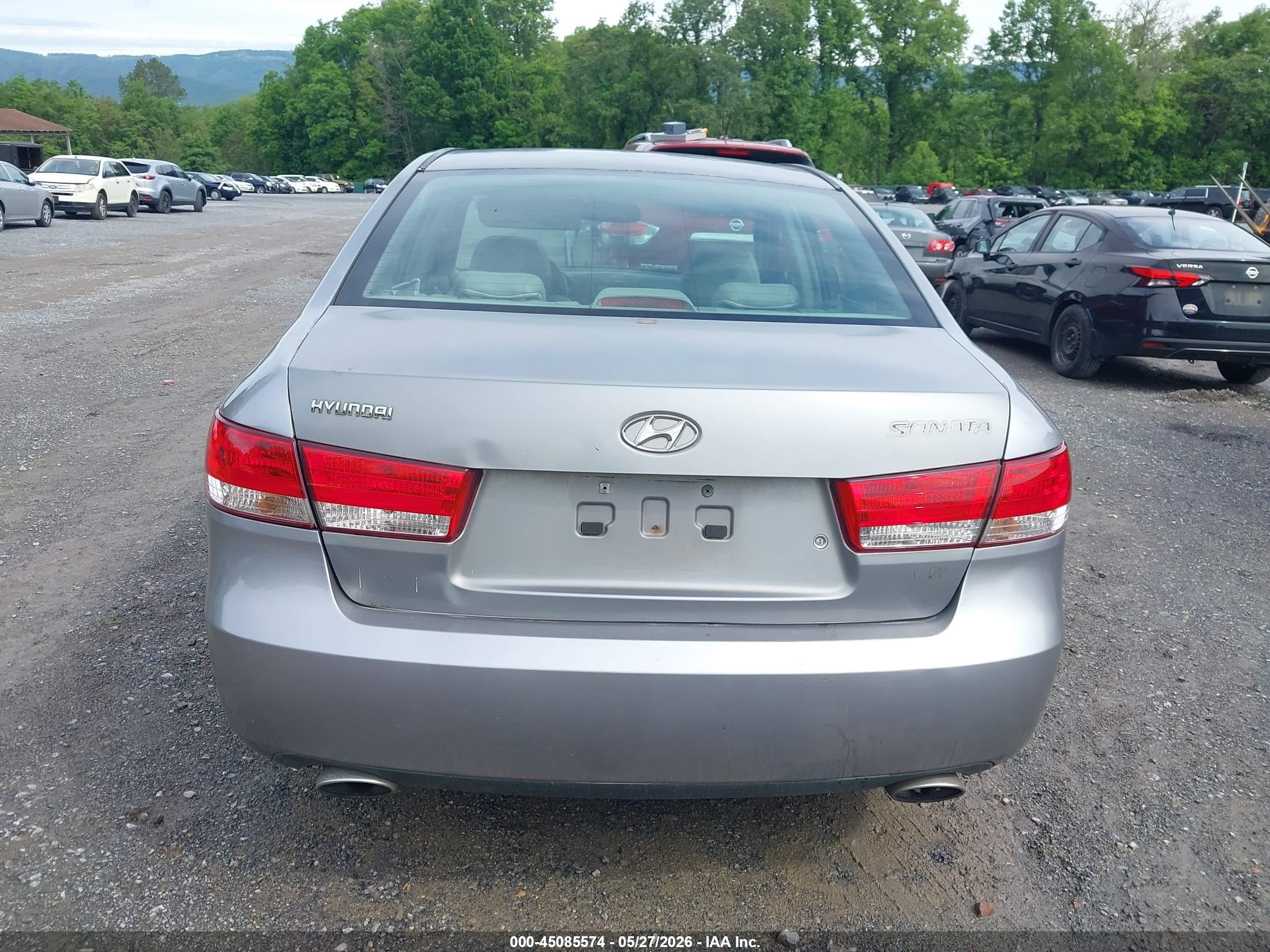 2006 Hyundai Sonata Gls V6/lx V6 Silver vin: 5NPEU46F76H051472