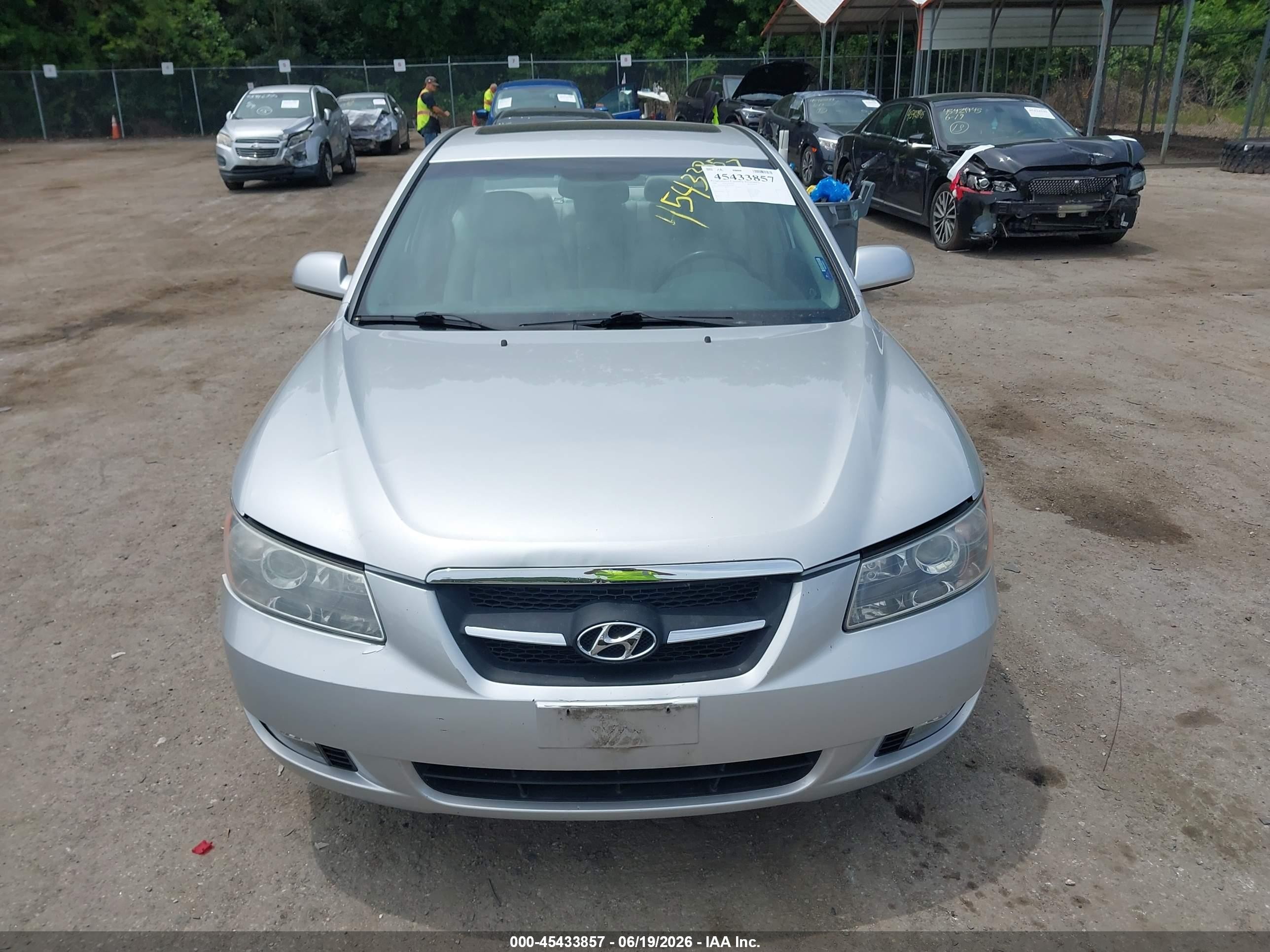 2008 Hyundai Sonata Limited V6/se V6 Silver vin: 5NPEU46F78H351872