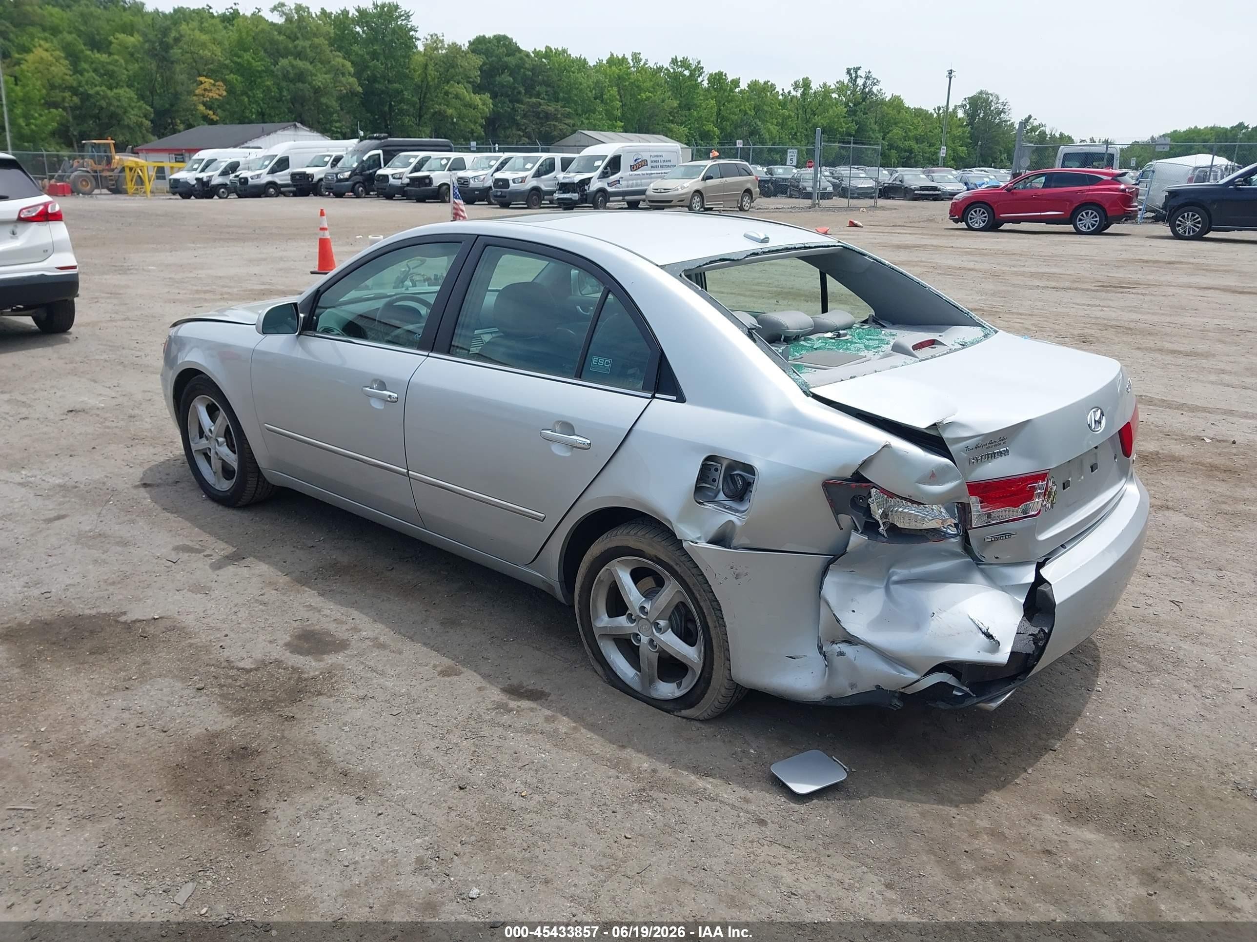 2008 Hyundai Sonata Limited V6/se V6 Silver vin: 5NPEU46F78H351872