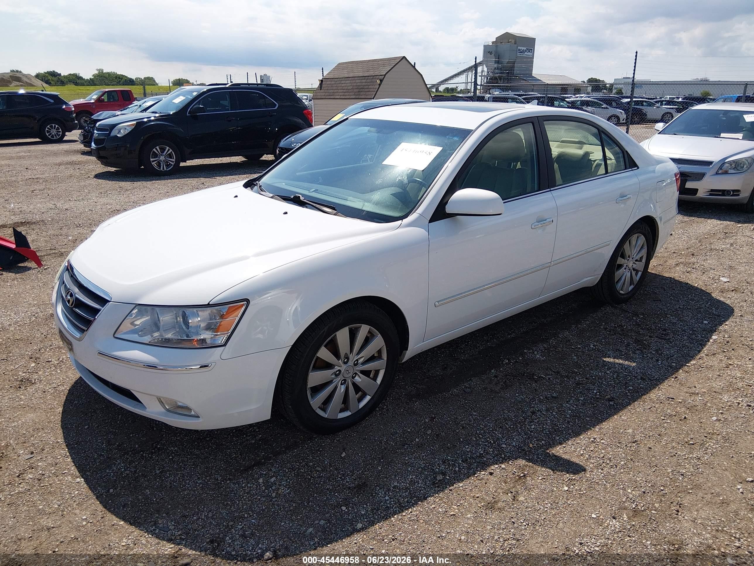 2009 Hyundai Sonata Limited V6 White vin: 5NPEU46F79H459765