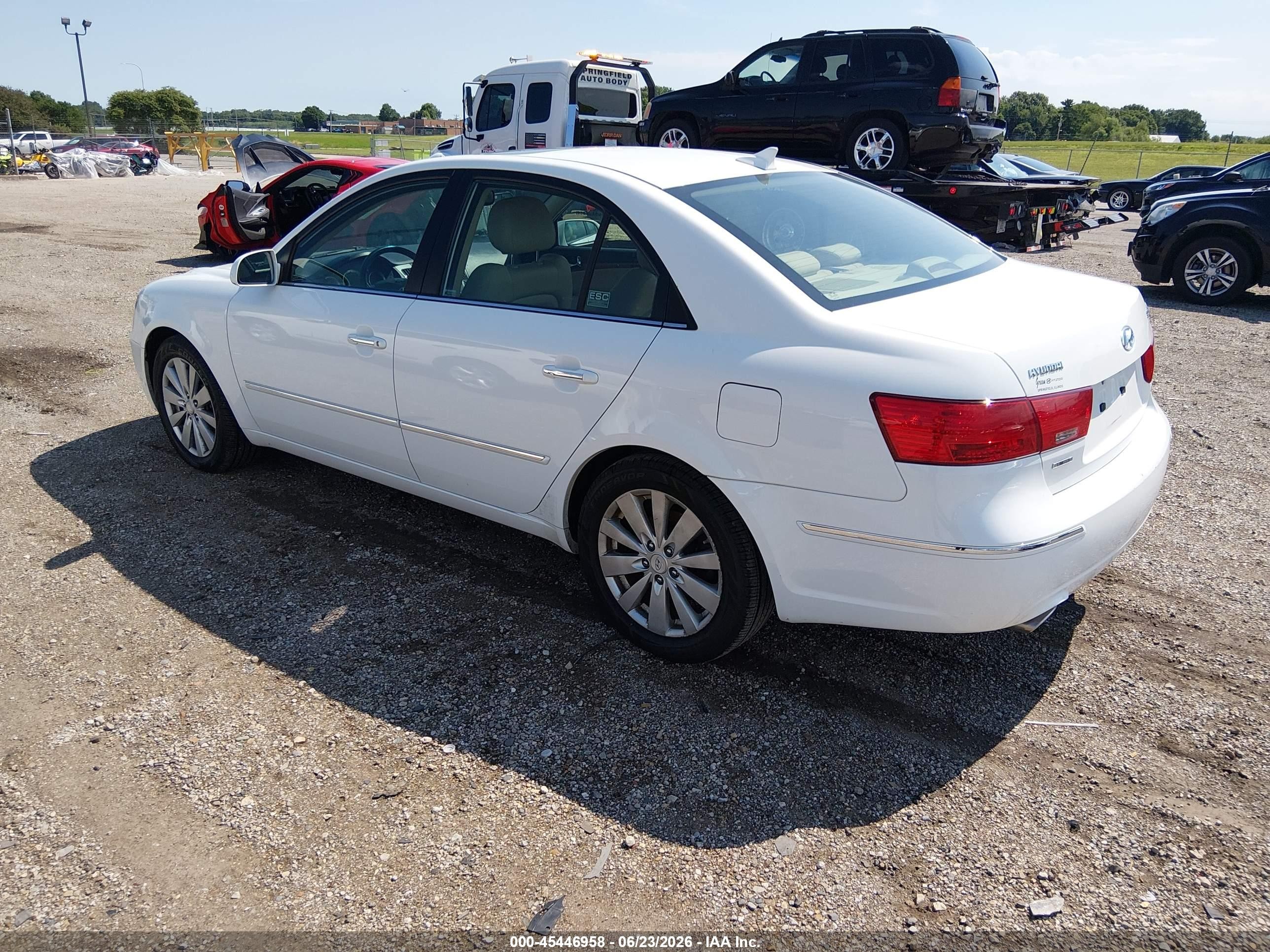 2009 Hyundai Sonata Limited V6 White vin: 5NPEU46F79H459765