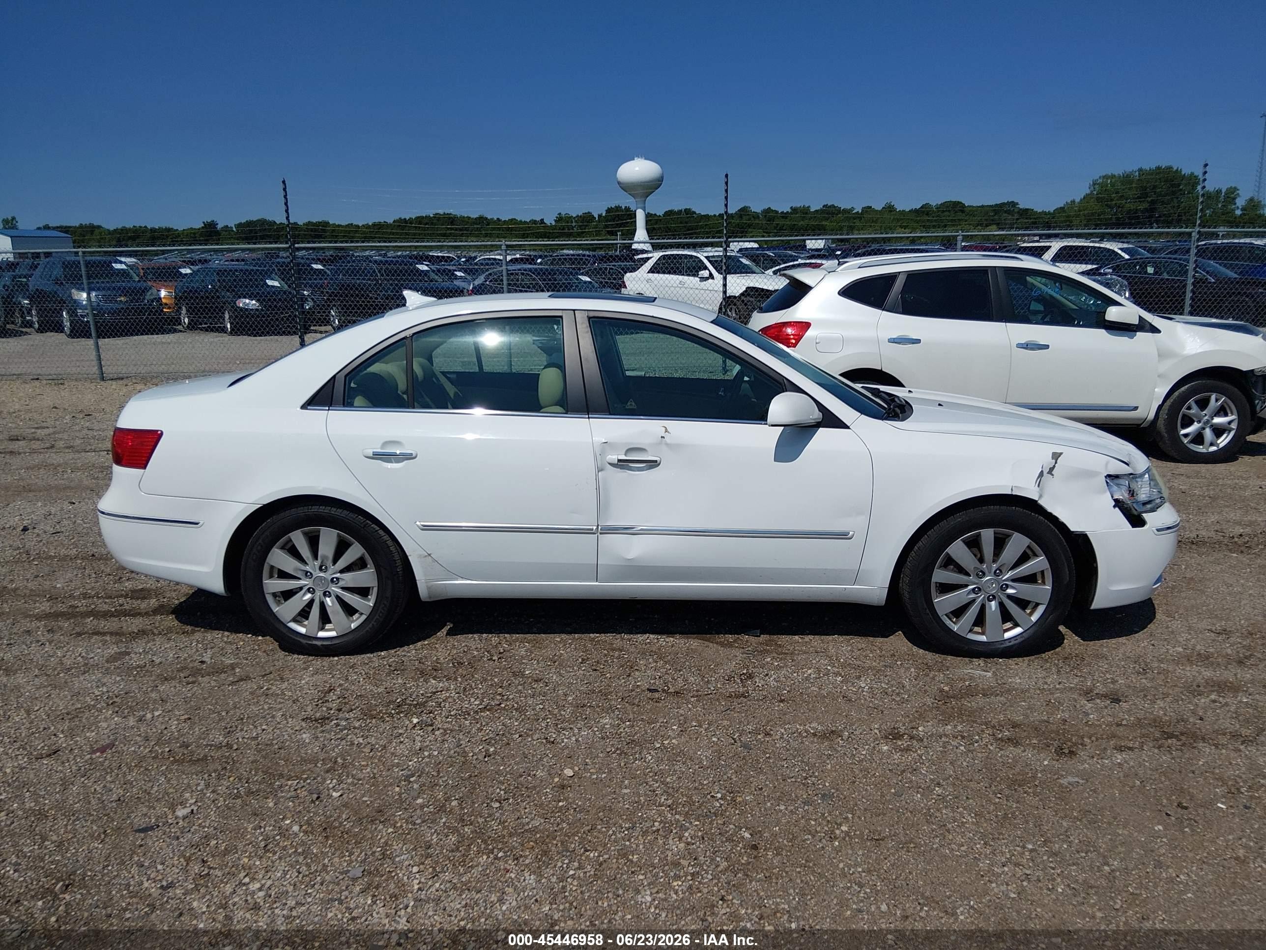 2009 Hyundai Sonata Limited V6 White vin: 5NPEU46F79H459765
