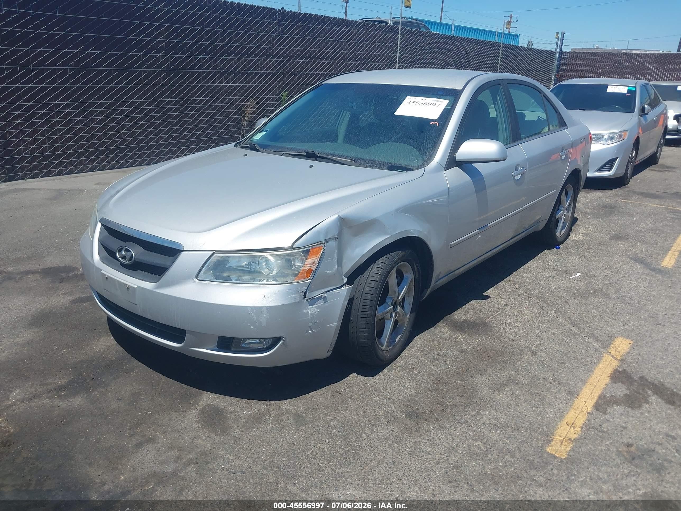 2006 Hyundai Sonata   Silver vin: 5NPEU46F86H041744