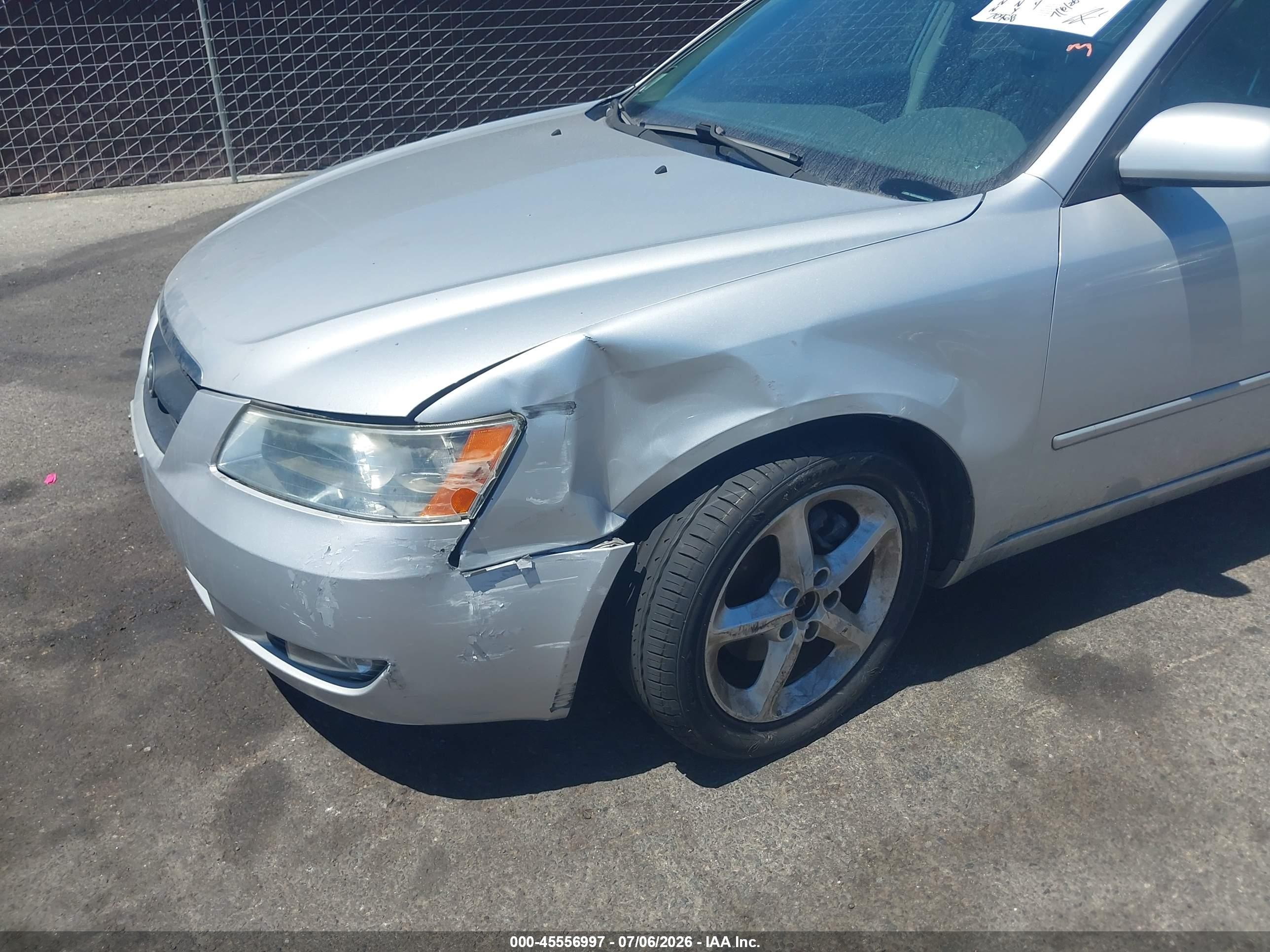 2006 Hyundai Sonata   Silver vin: 5NPEU46F86H041744