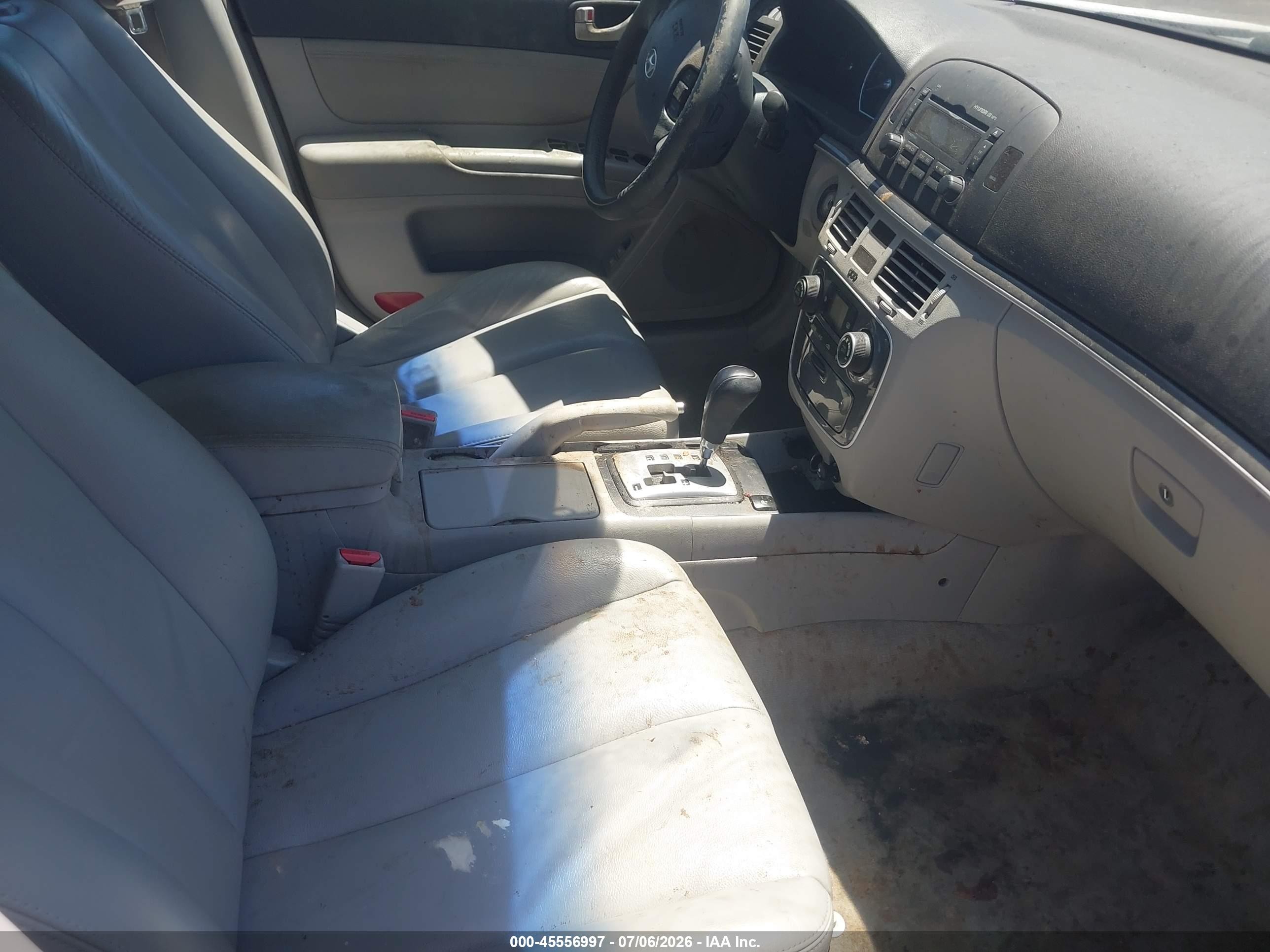 2006 Hyundai Sonata   Silver vin: 5NPEU46F86H041744