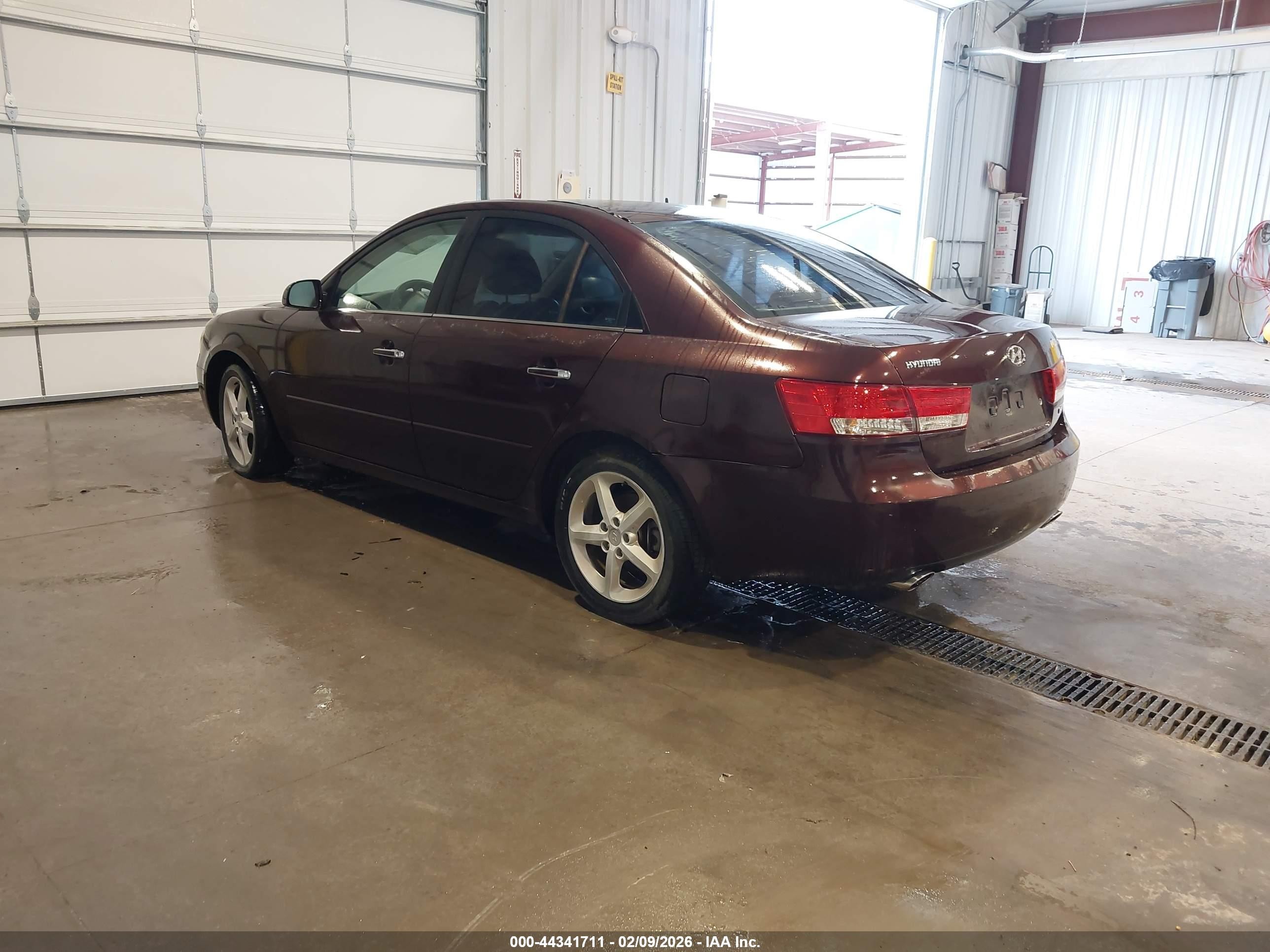 2006 Hyundai Sonata Gls V6/lx V6 Red vin: 5NPEU46F86H042697