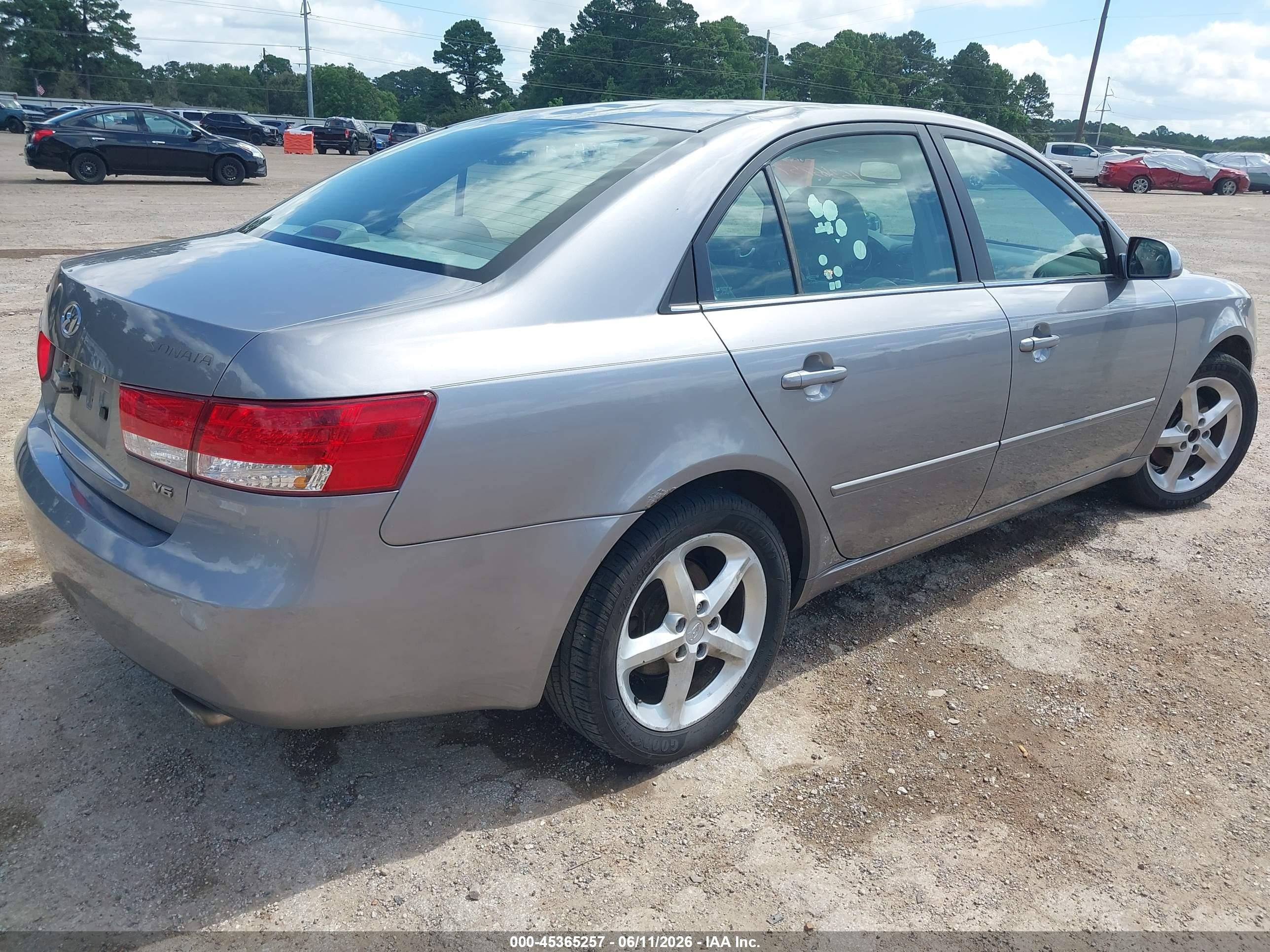 2006 Hyundai Sonata Gls V6/lx V6 Silver vin: 5NPEU46F86H044403