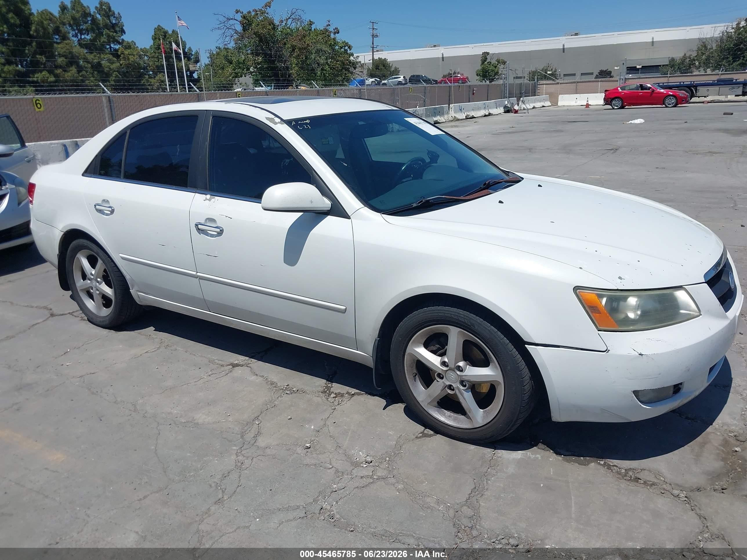 2006 Hyundai Sonata Gls V6/lx V6 White vin: 5NPEU46F86H072721