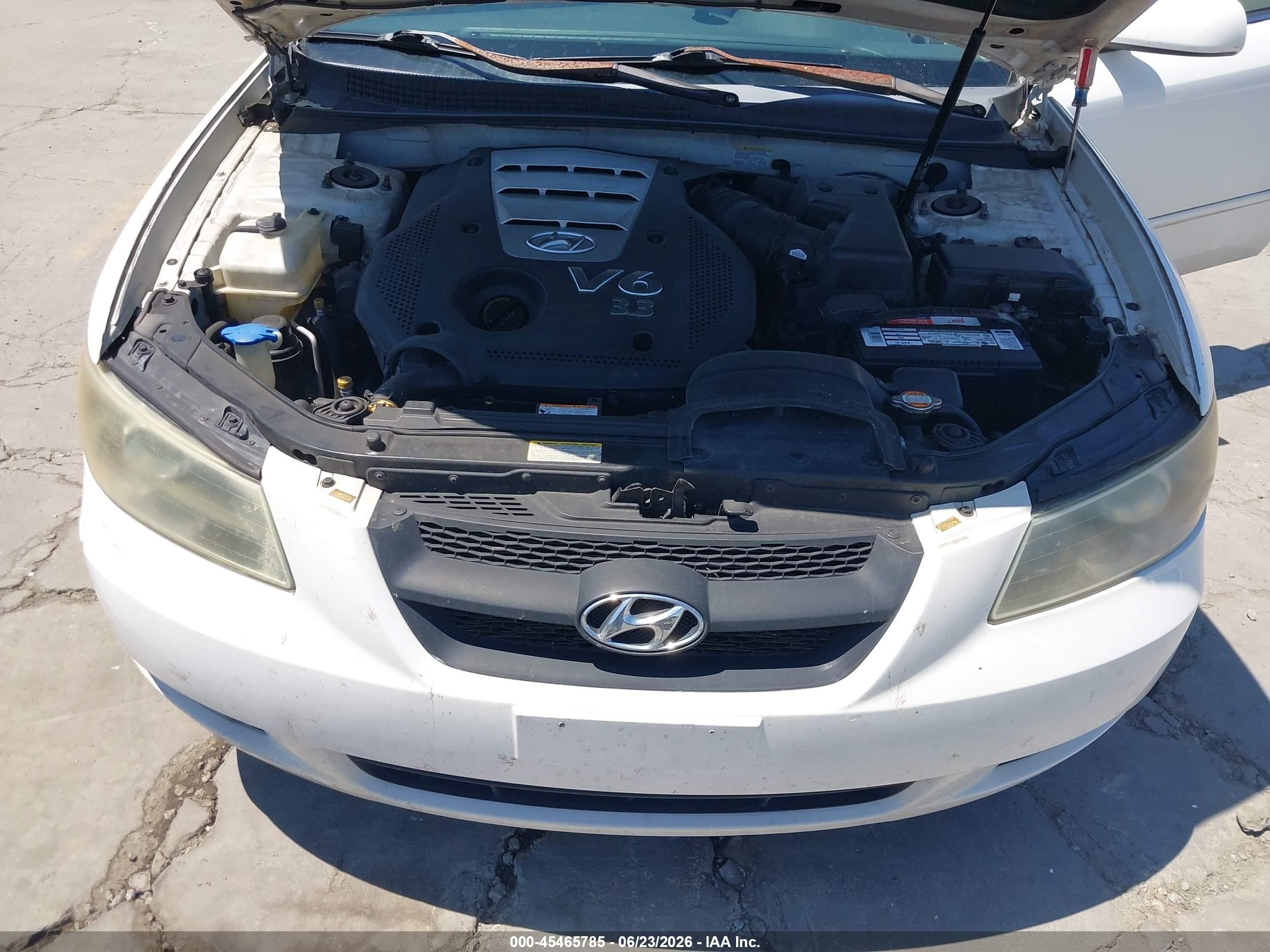 2006 Hyundai Sonata Gls V6/lx V6 White vin: 5NPEU46F86H072721