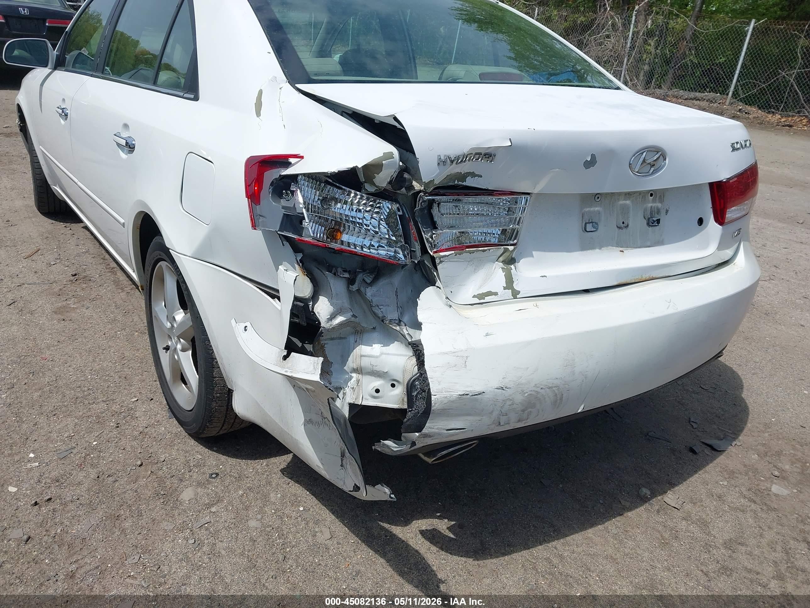 2006 Hyundai Sonata Gls V6/lx V6 White vin: 5NPEU46F86H110402