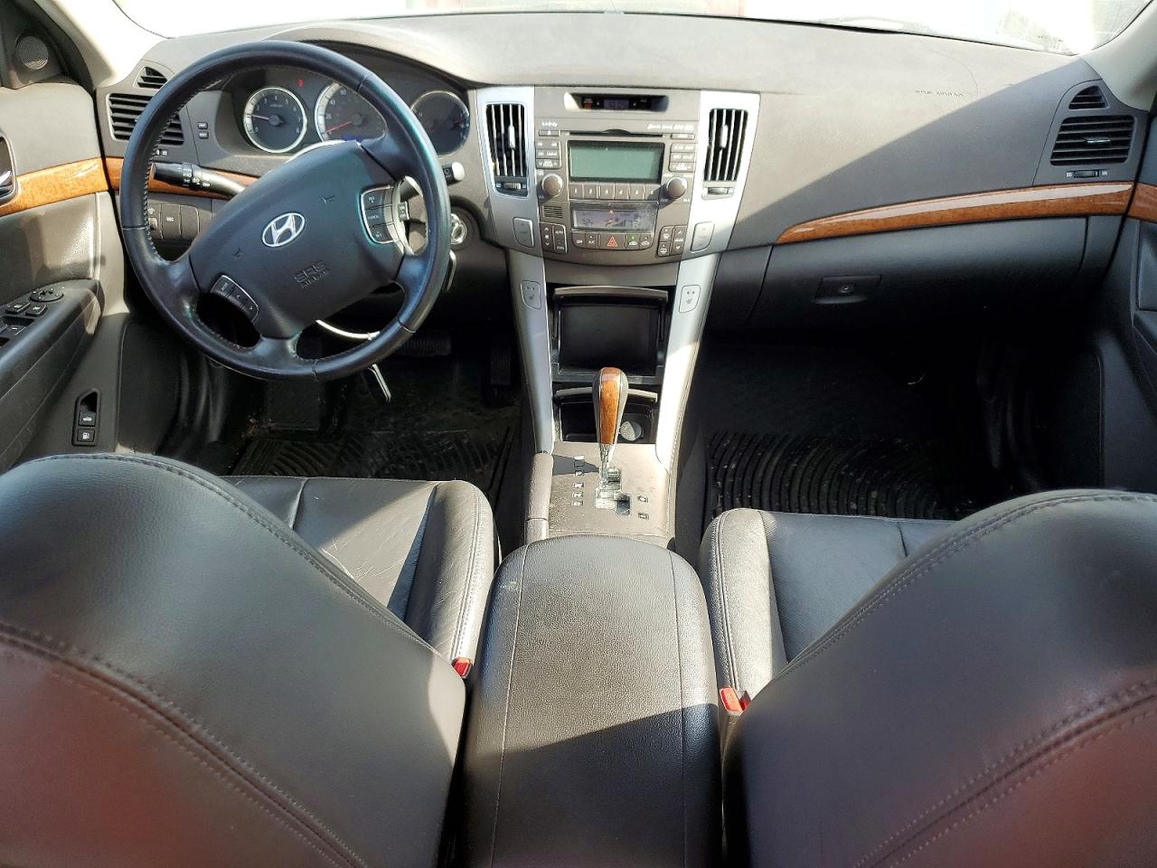 2009 Hyundai Sonata Limited V6 Silver vin: 5NPEU46F89H560538