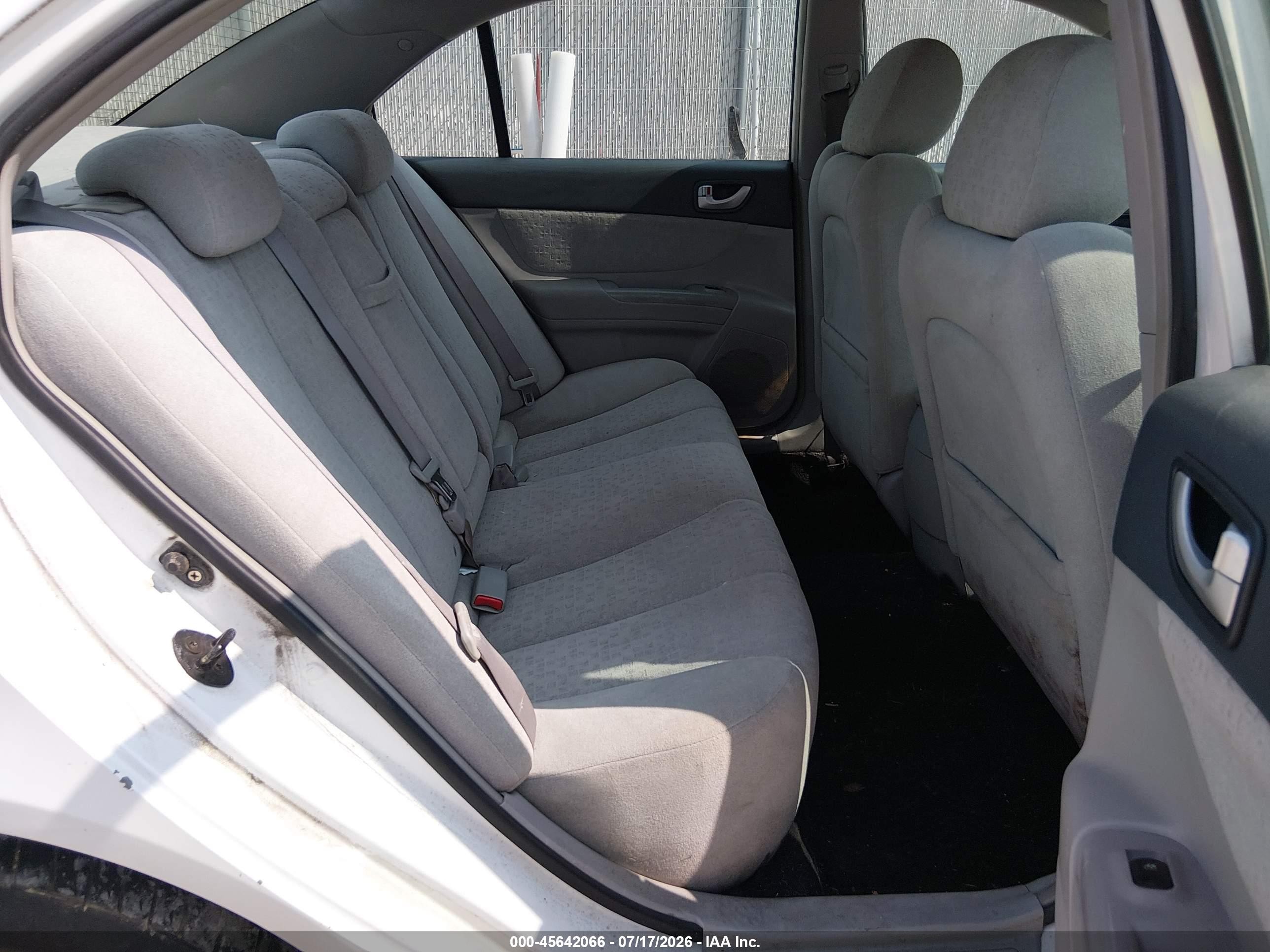 2006 Hyundai Sonata Gls V6/lx V6 Белый vin: 5NPEU46FX6H077273