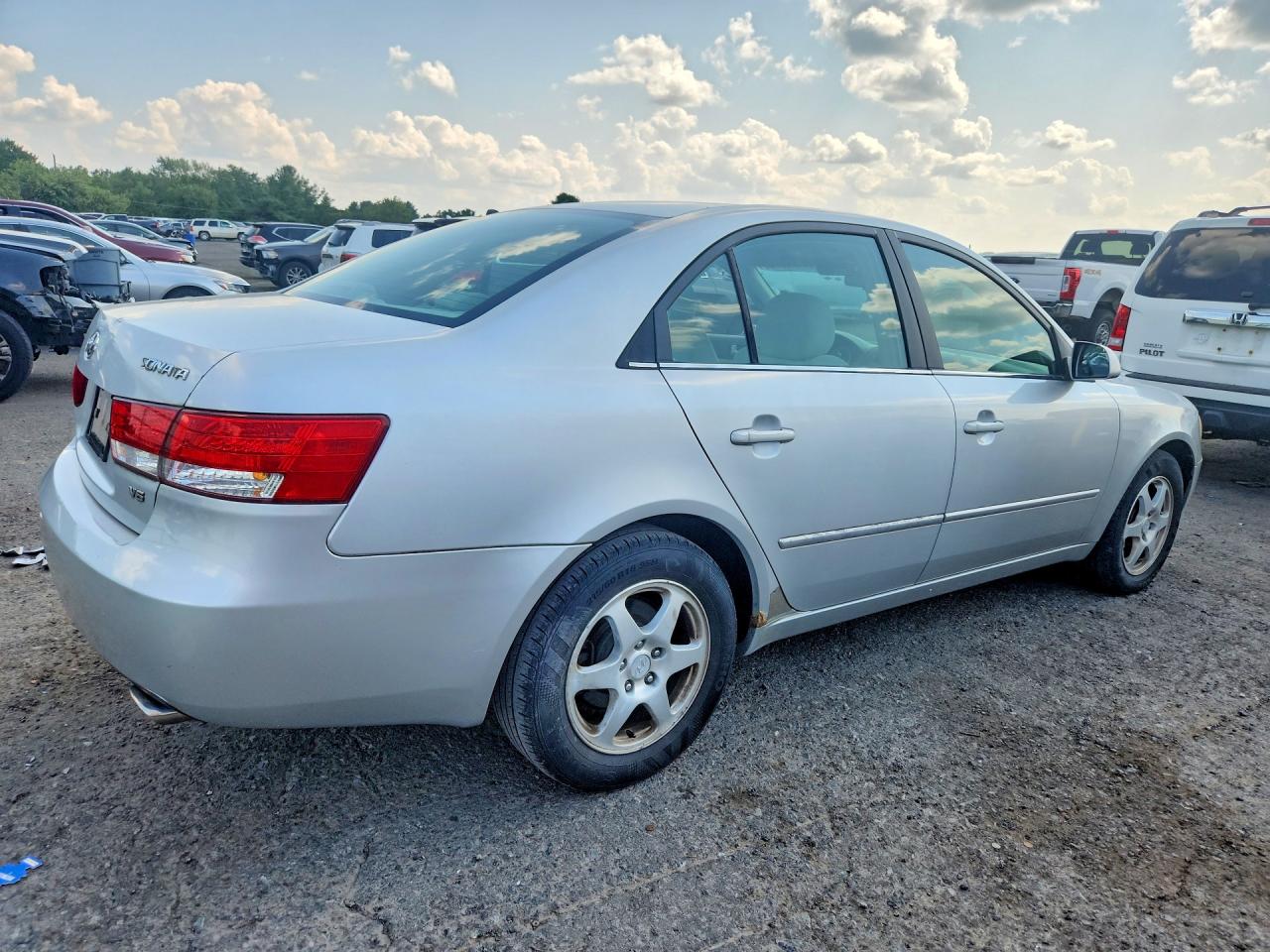 2006 Hyundai Sonata Gls V6 Серебряный vin: 5NPEU46FX6H119652