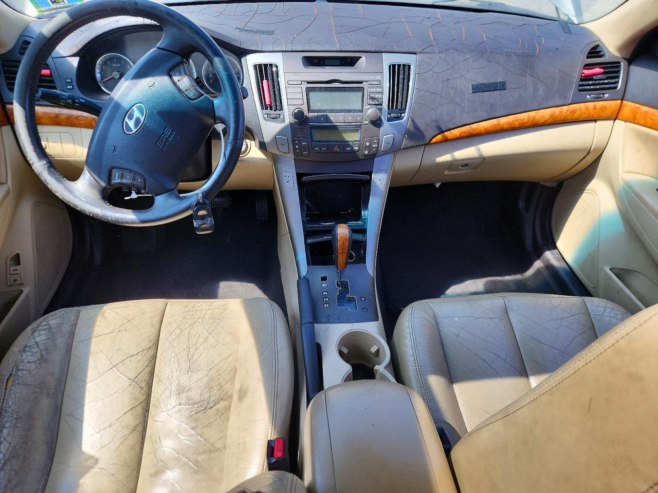 2009 Hyundai Sonata Limited V6 Gold vin: 5NPEU46FX9H428462