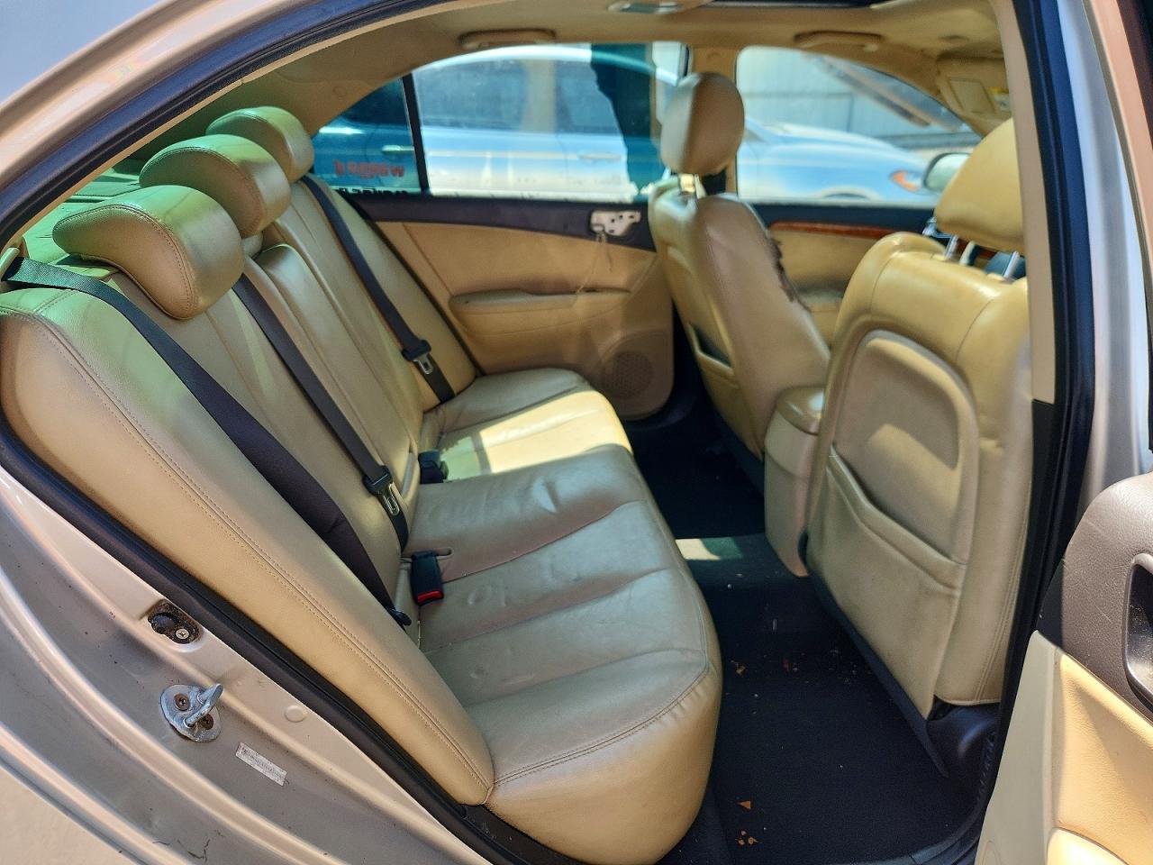2009 Hyundai Sonata Limited V6 Gold vin: 5NPEU46FX9H428462