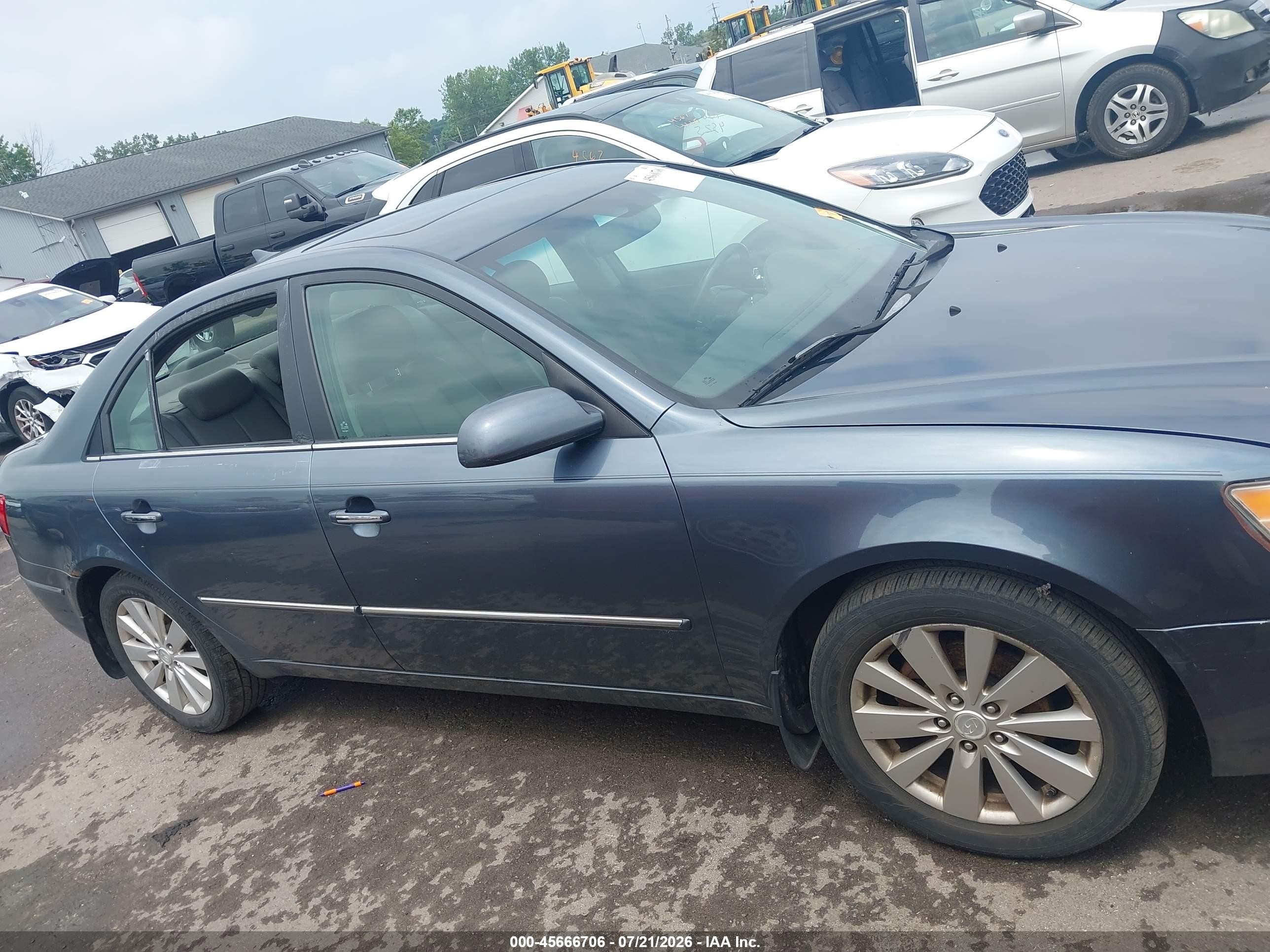 2010 Hyundai Sonata Limited Gray vin: 5NPEU4AC3AH606536