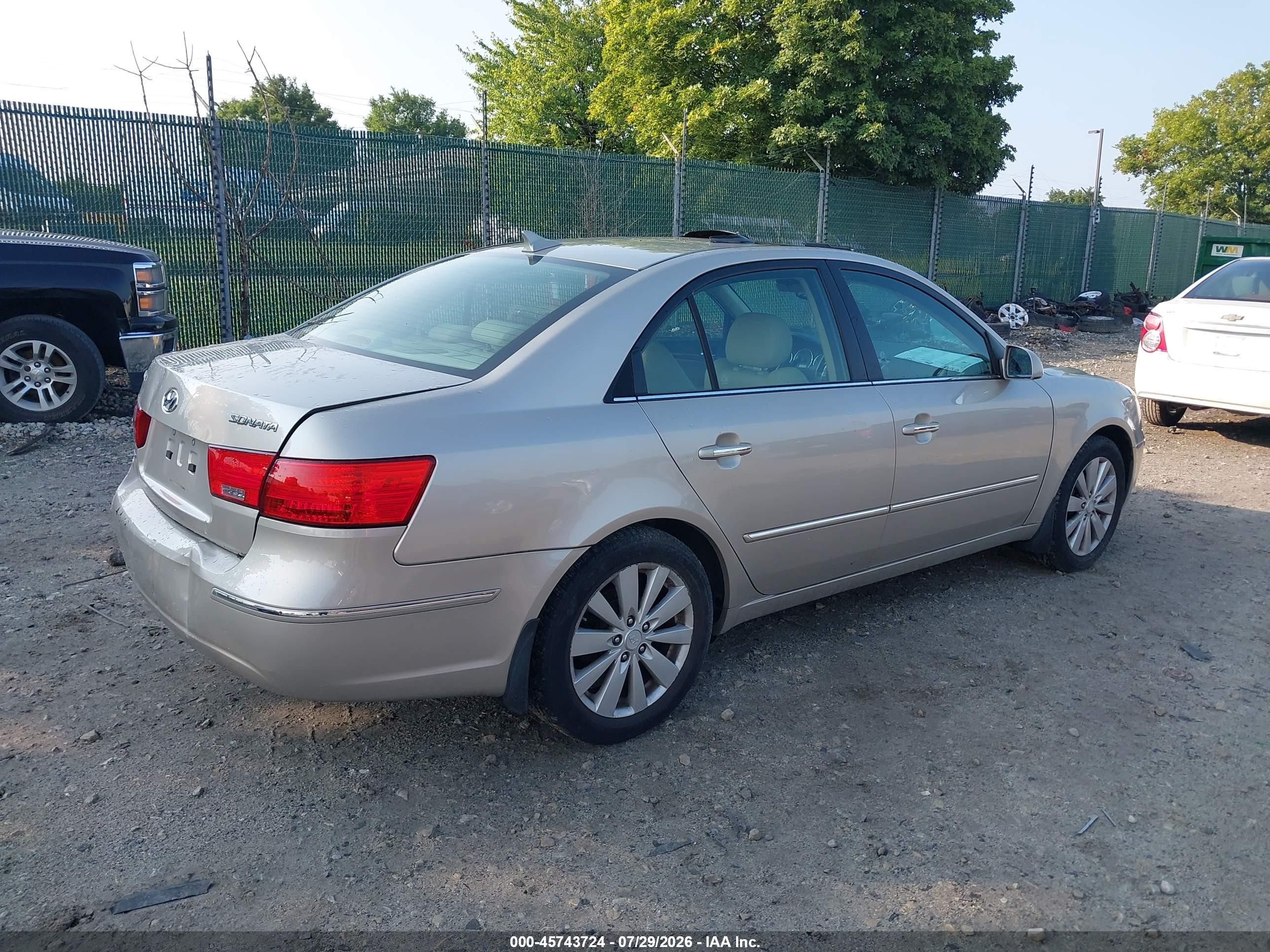 2010 Hyundai Sonata Limited Gold vin: 5NPEU4AC3AH608755