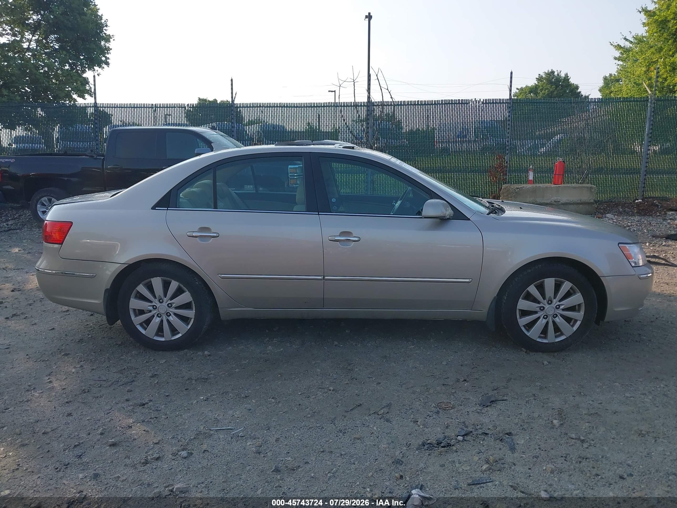 2010 Hyundai Sonata Limited Gold vin: 5NPEU4AC3AH608755