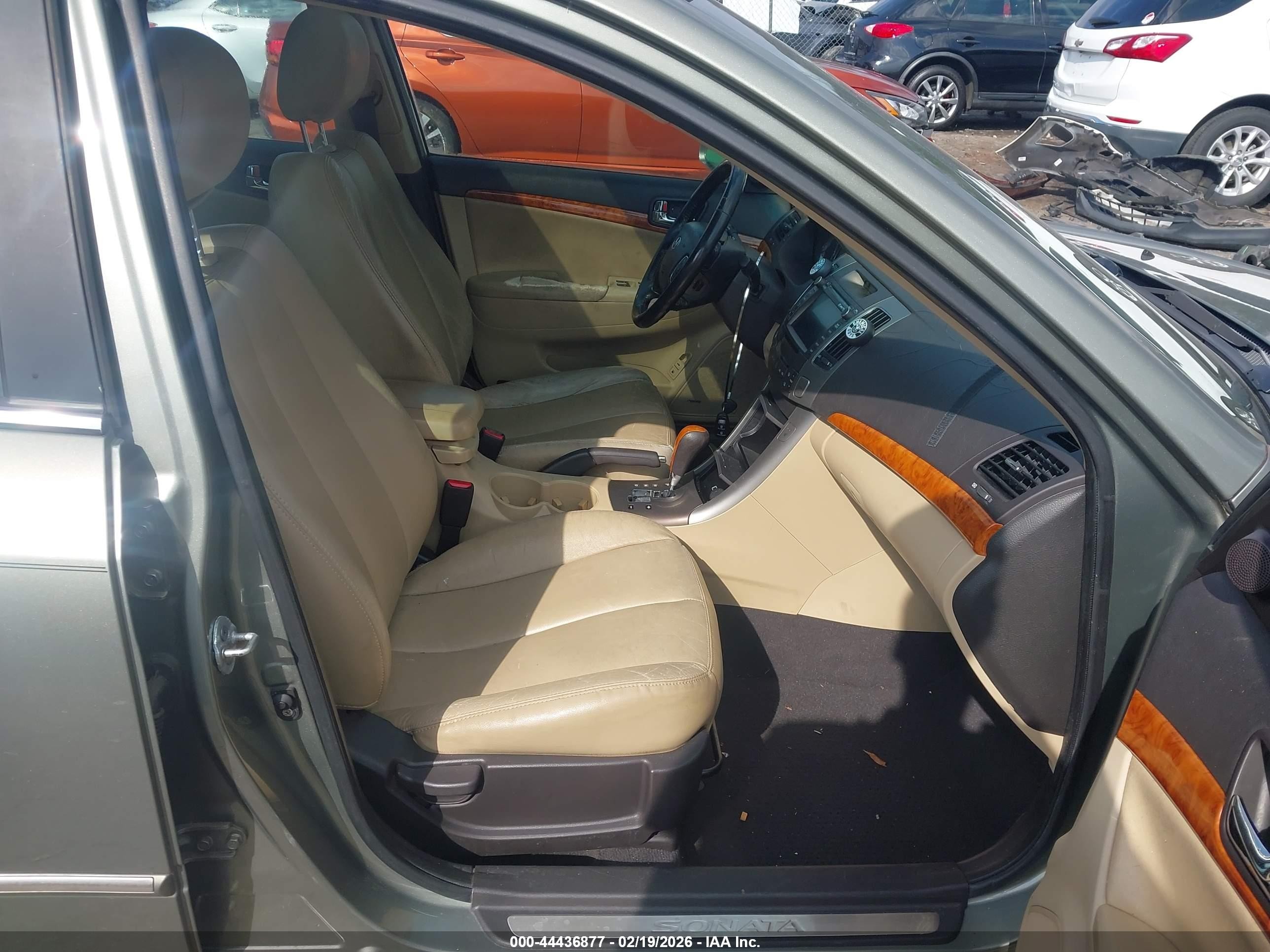 2010 Hyundai Sonata Limited V6 Зеленый vin: 5NPEU4AF1AH604827