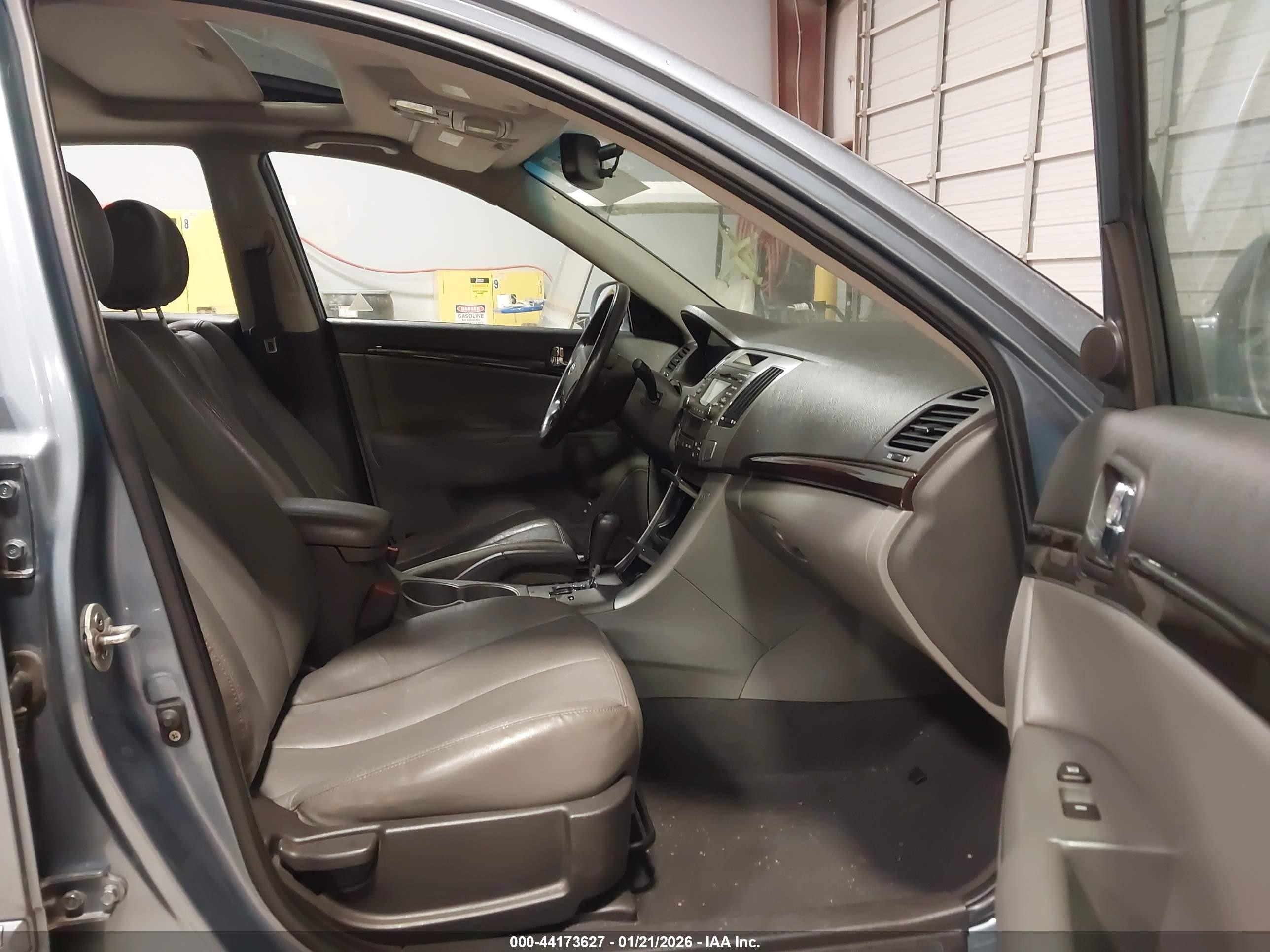2010 Hyundai Sonata Limited V6 Синий vin: 5NPEU4AF1AH610479